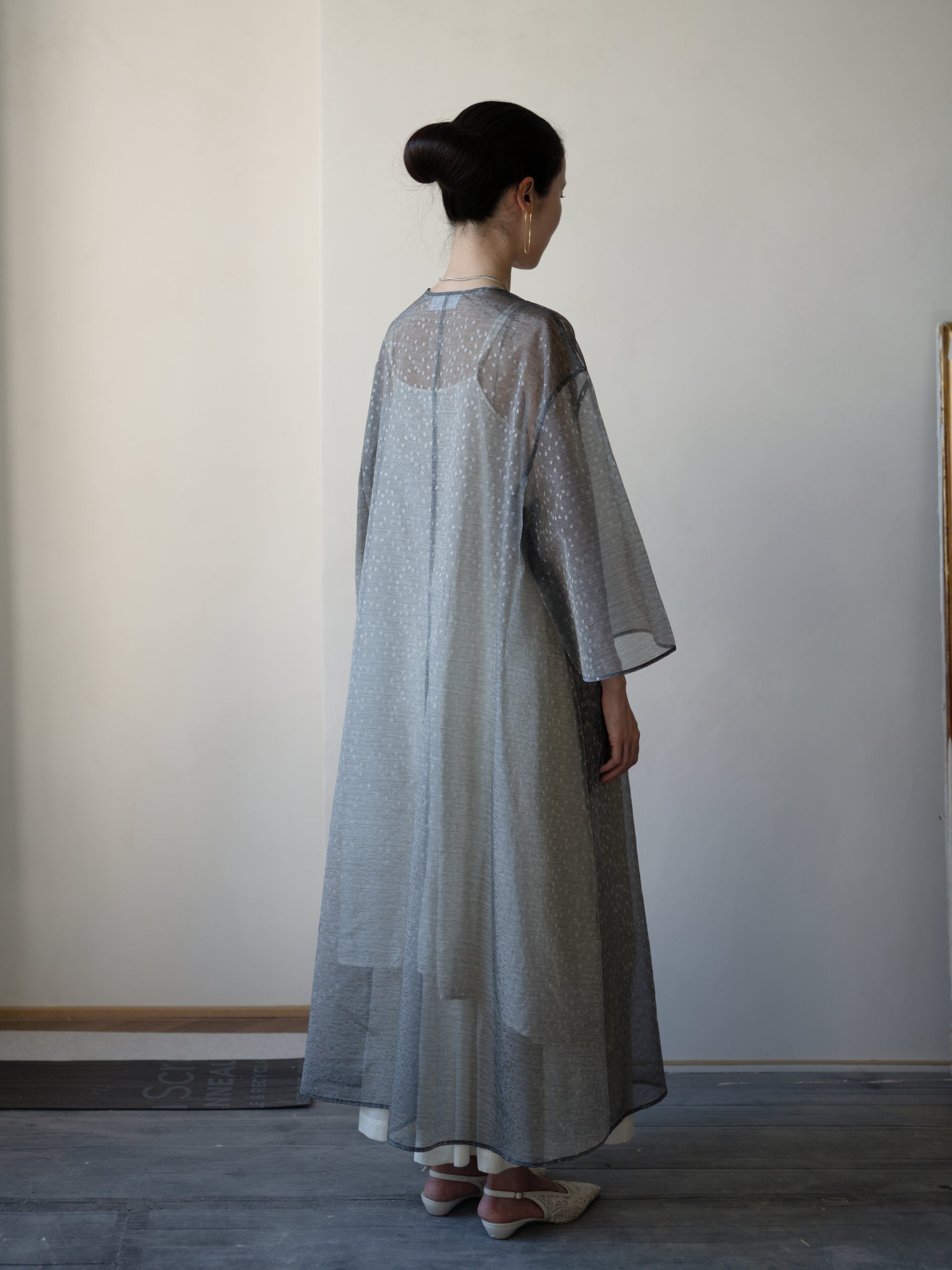 Floral Jacquard Sheer Dress・Black
