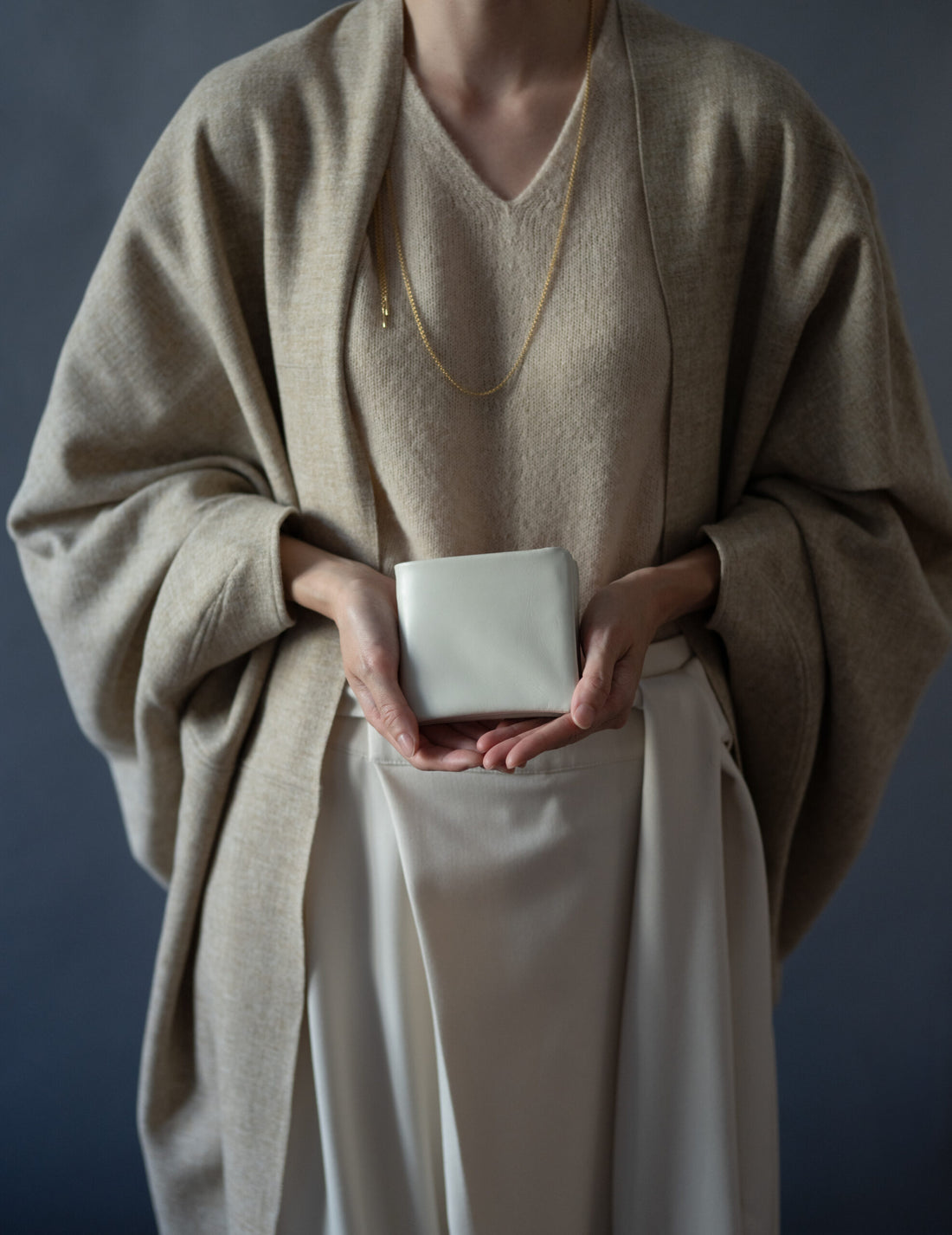 Light Leather Bifold Wallet・Grey