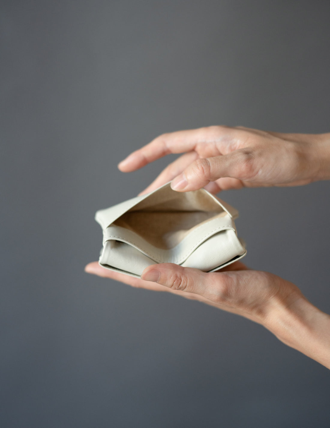 Light Leather Card Case・Grey