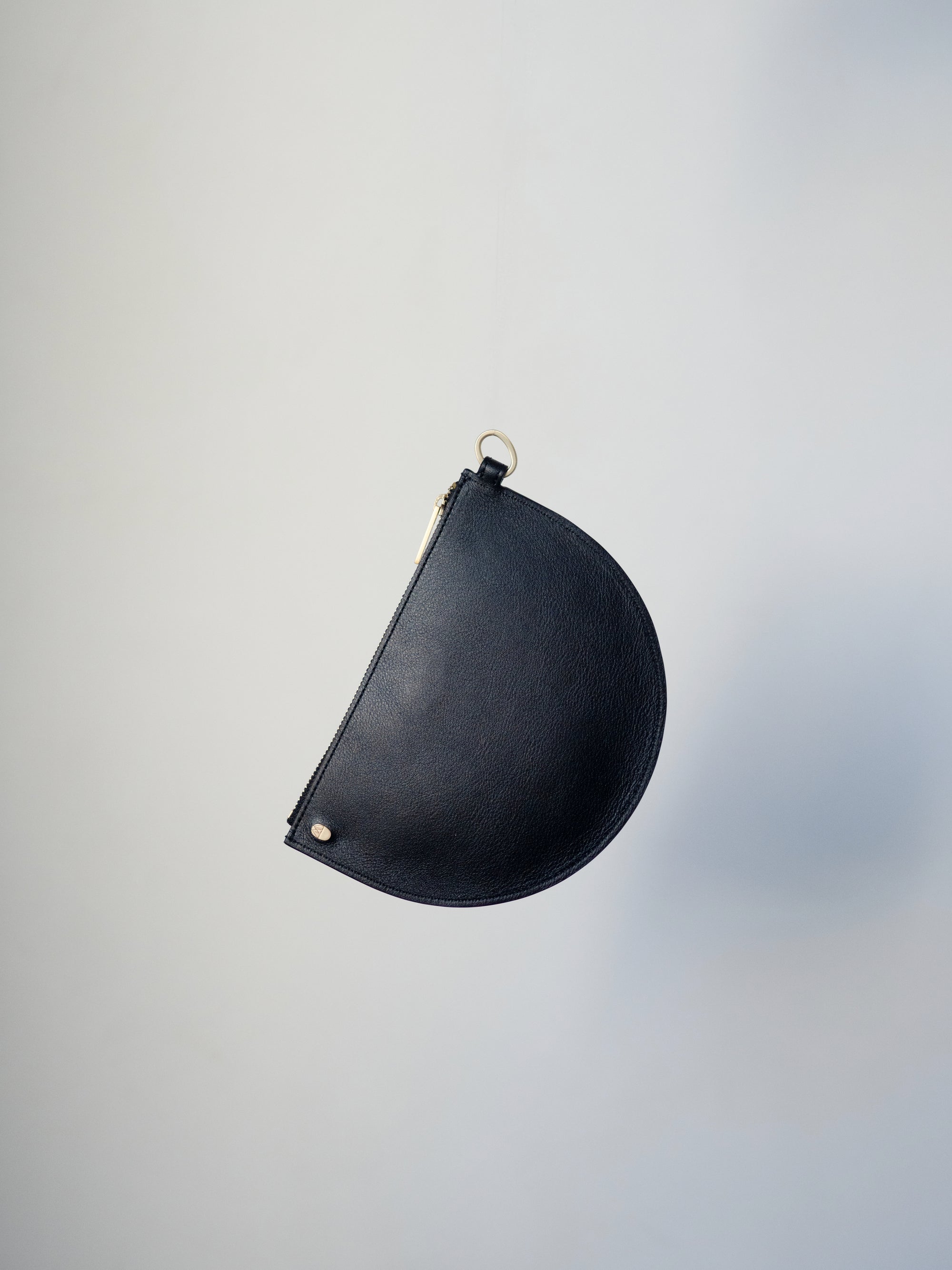Mame Kurogouchi × Tsuchiya Kaban Monogram 3D Leather Pouch・Black