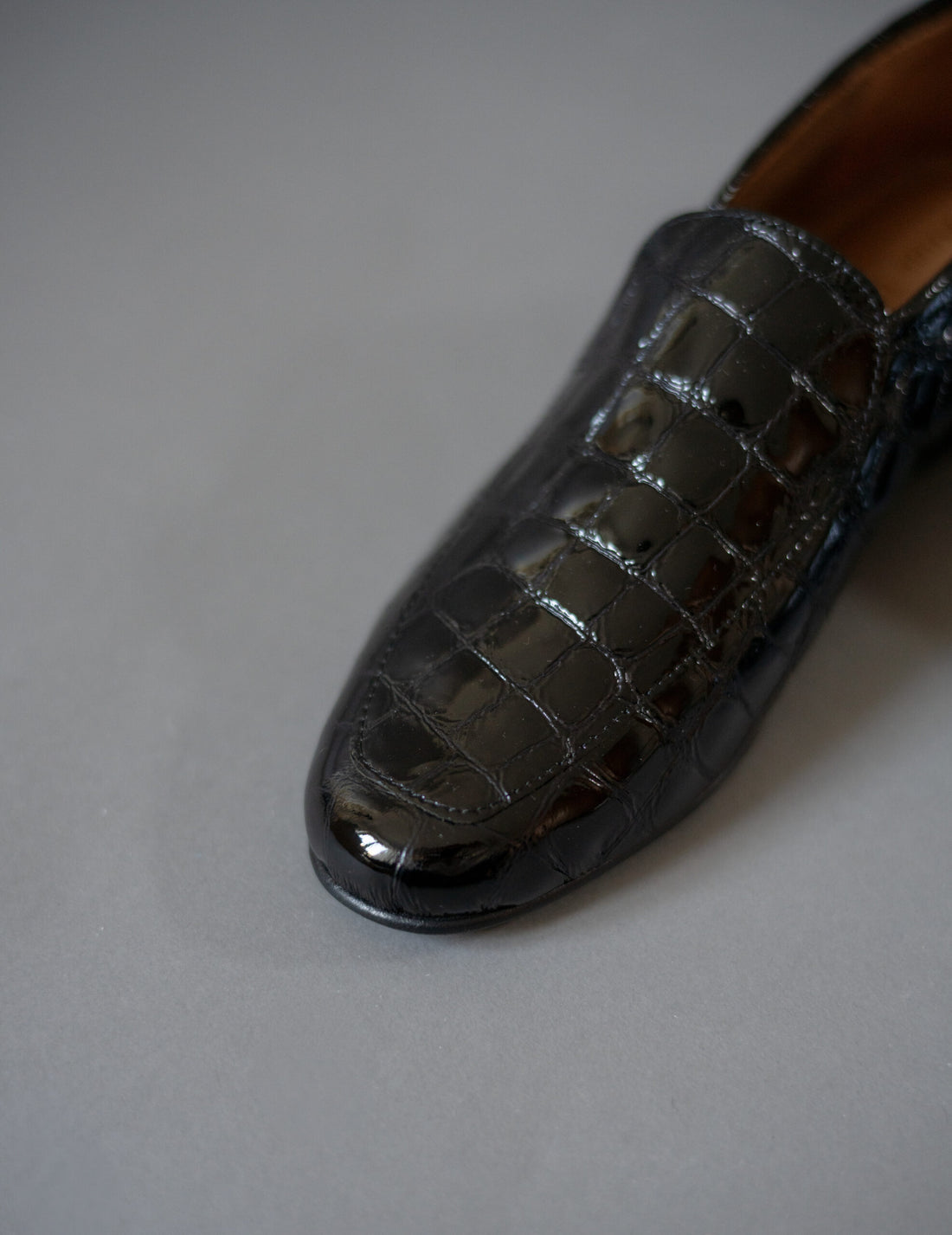 Léo Louisiana 鱷魚紋皮鞋・黑色