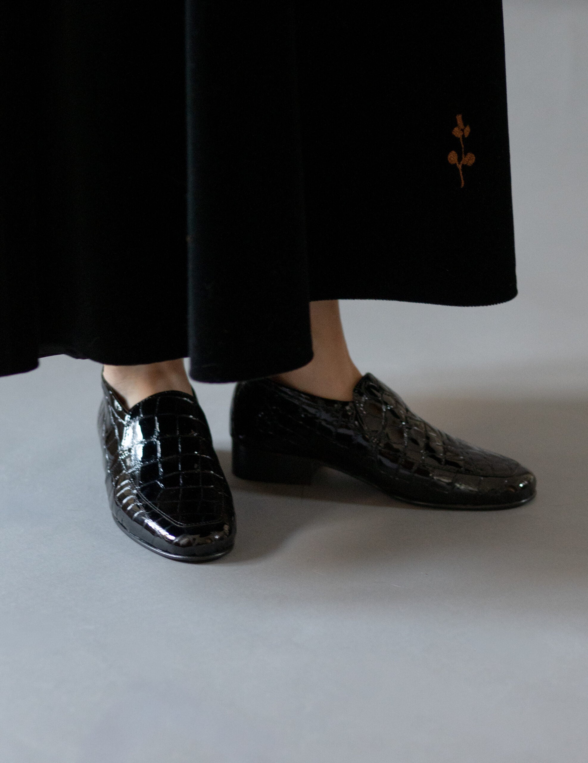 Léo Louisiana 鱷魚紋皮鞋・黑色