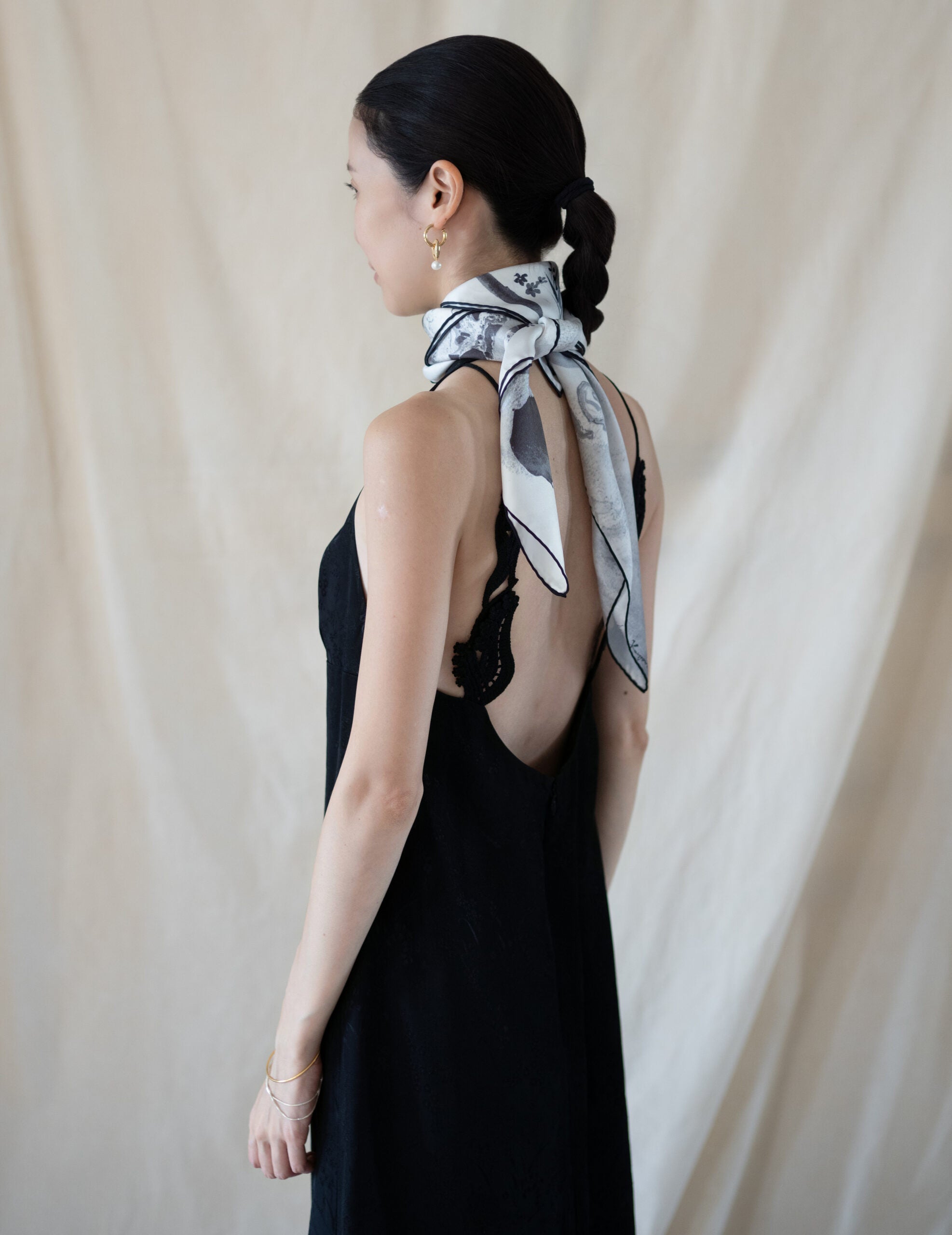 Hand Printed Silk Scarf・Grey