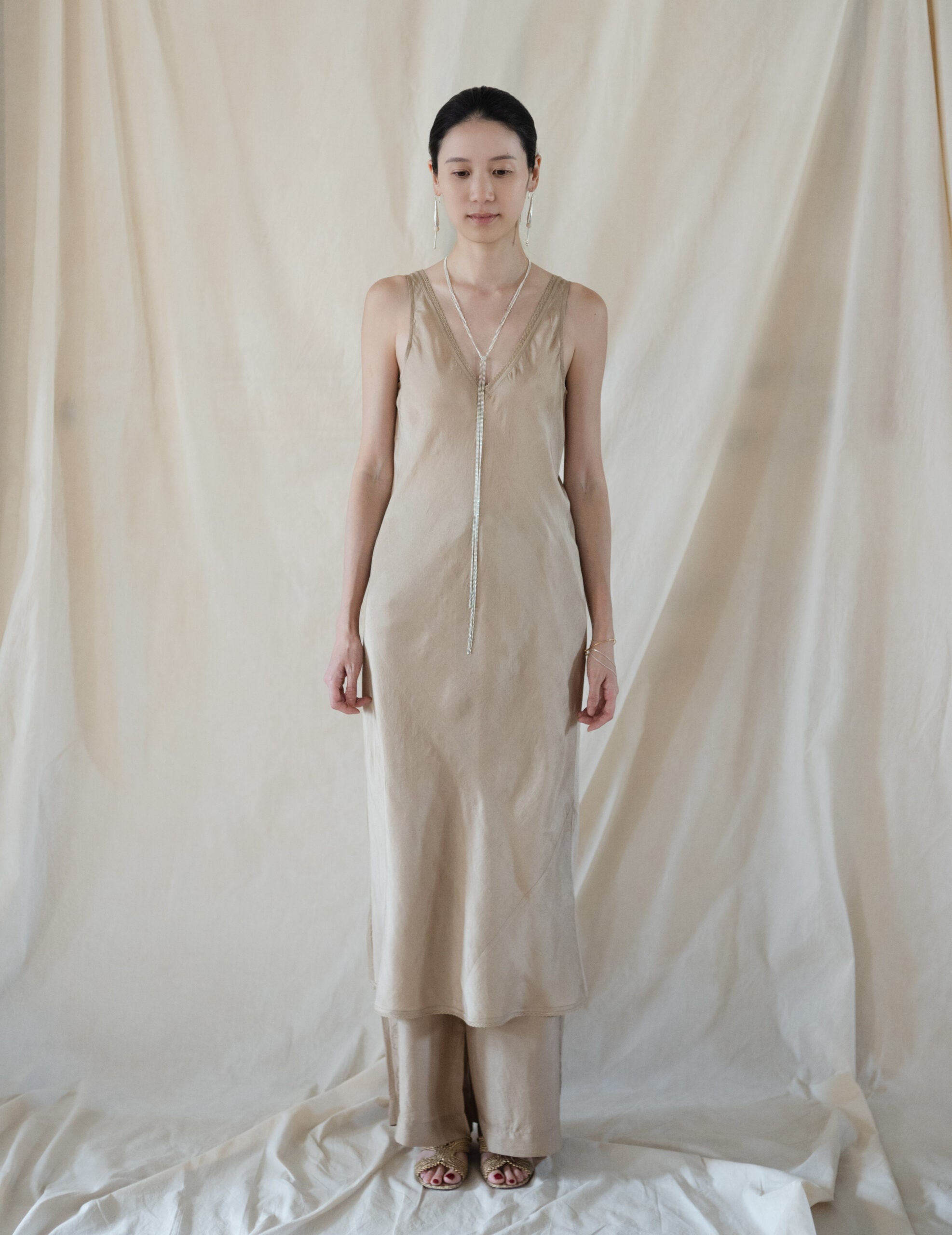 DAPHNE LONG SLIPDRESS・Gold