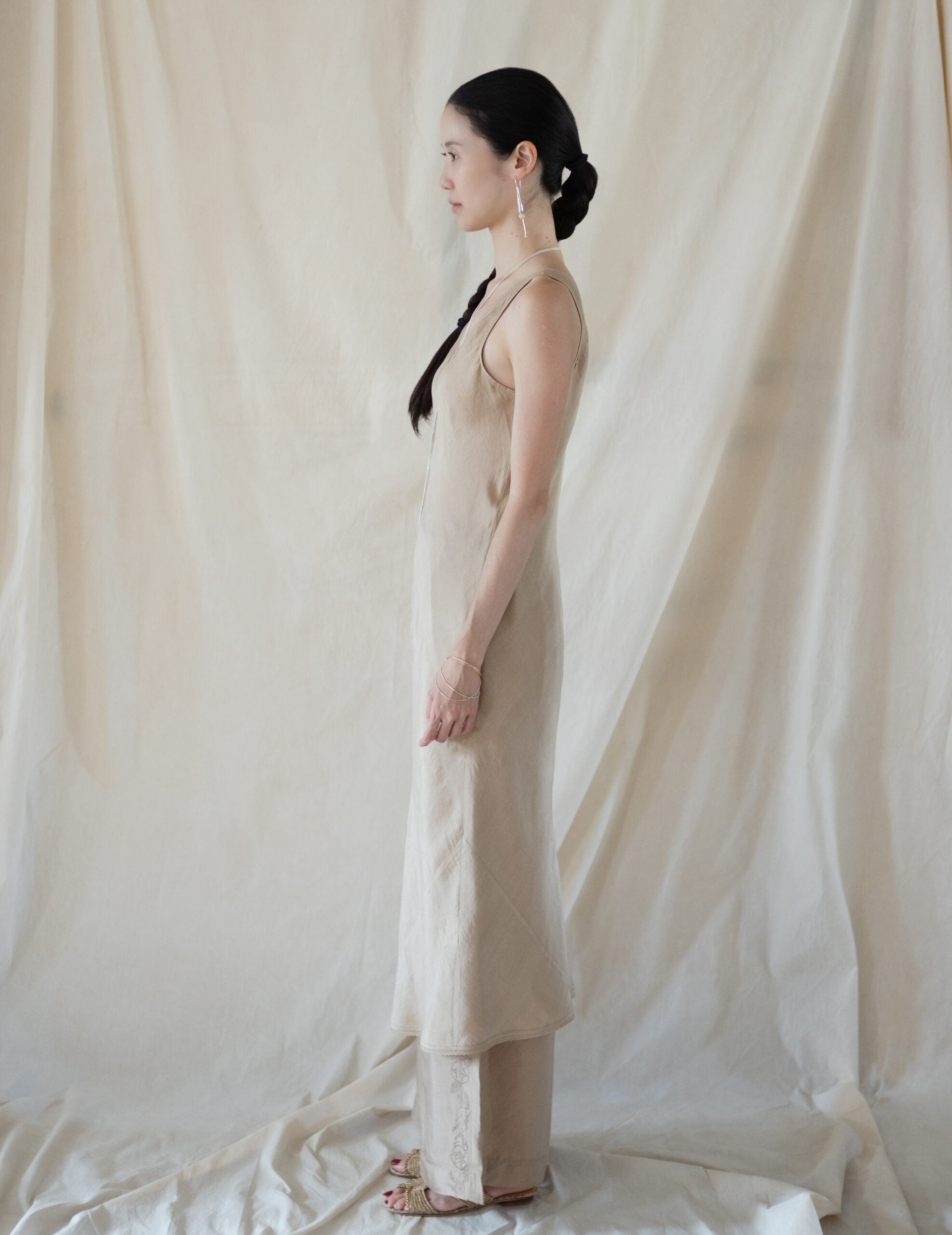 DAPHNE LONG SLIPDRESS・Gold