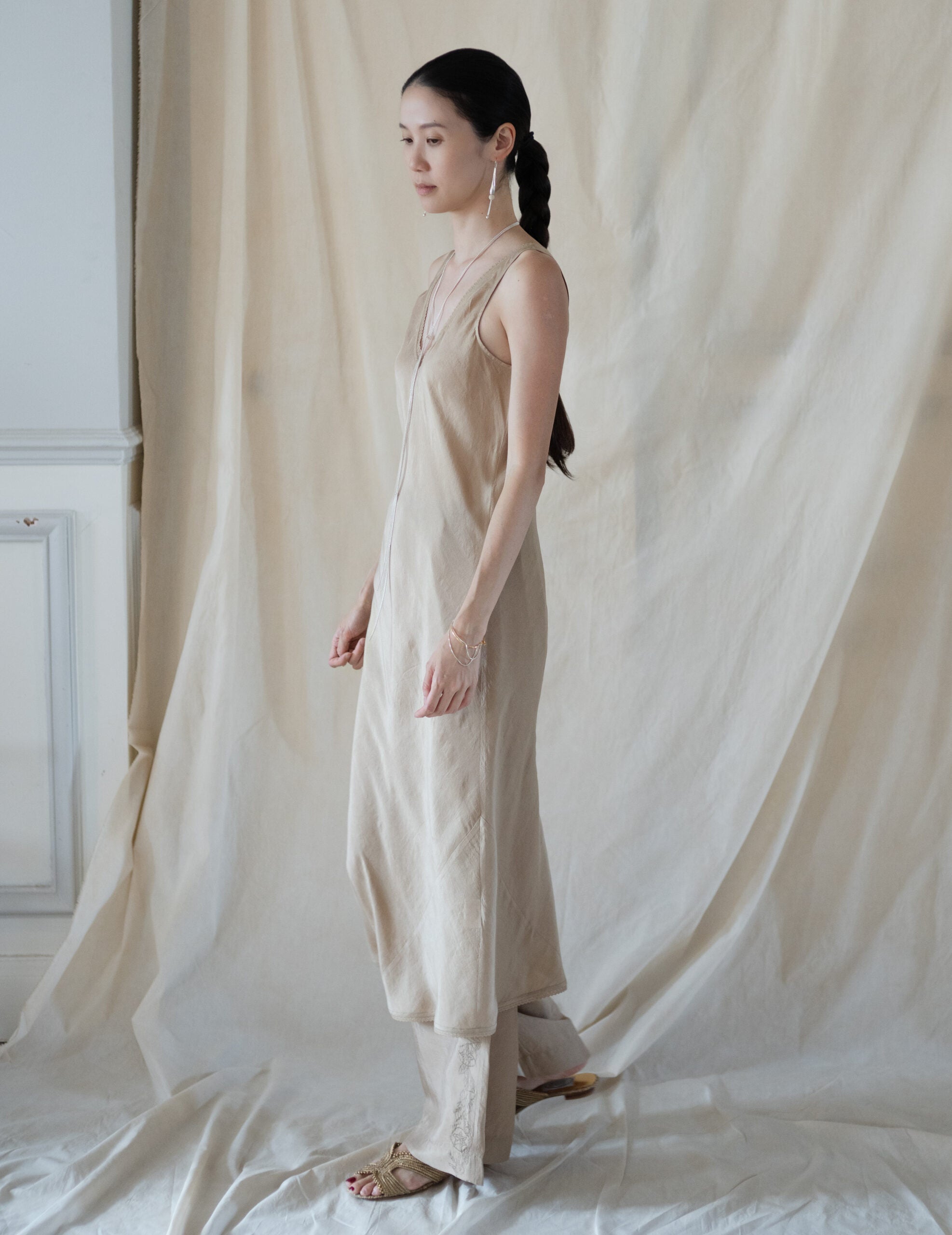 DAPHNE LONG SLIPDRESS・Gold