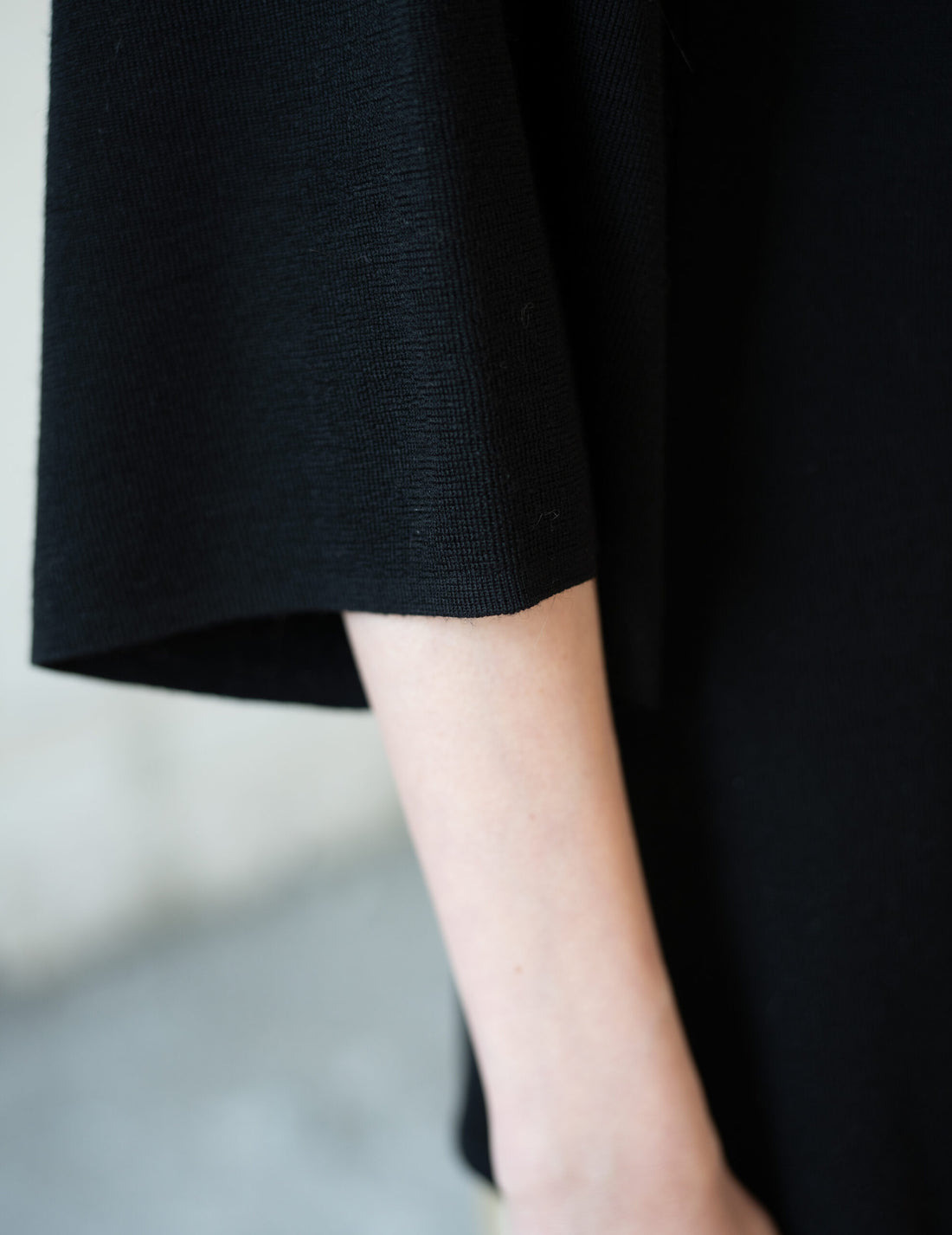 KAMA Merino Wool Top・Black