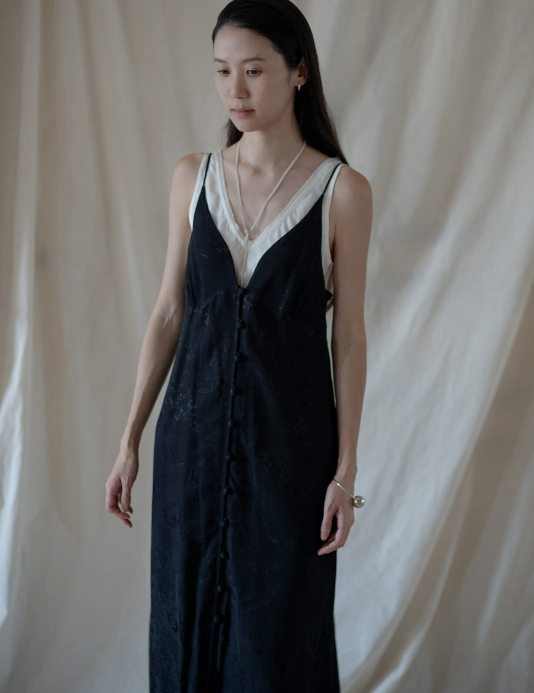 DAPHNE LONG SLIPDRESS・White