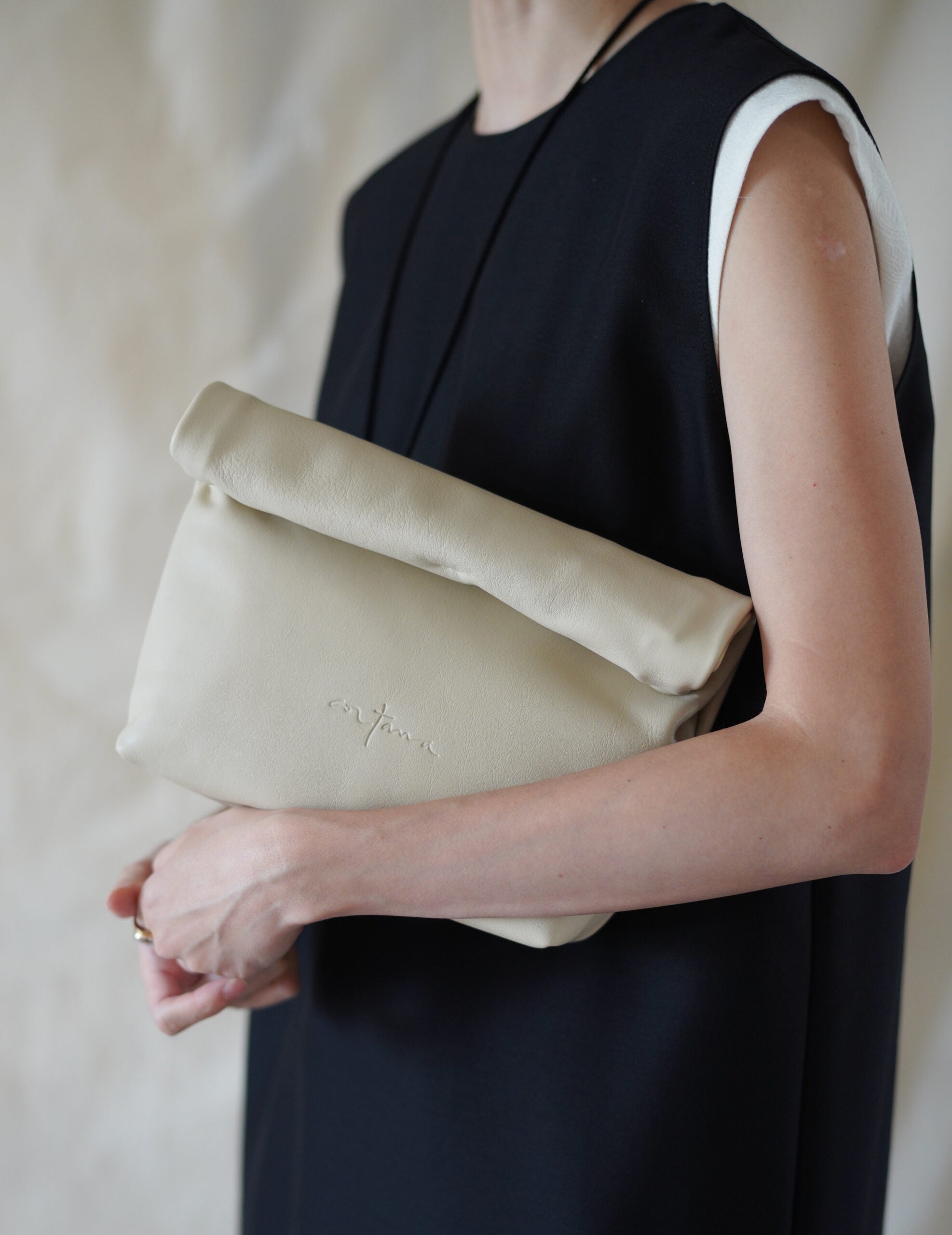 Delhi S 小號手拿包・米白色