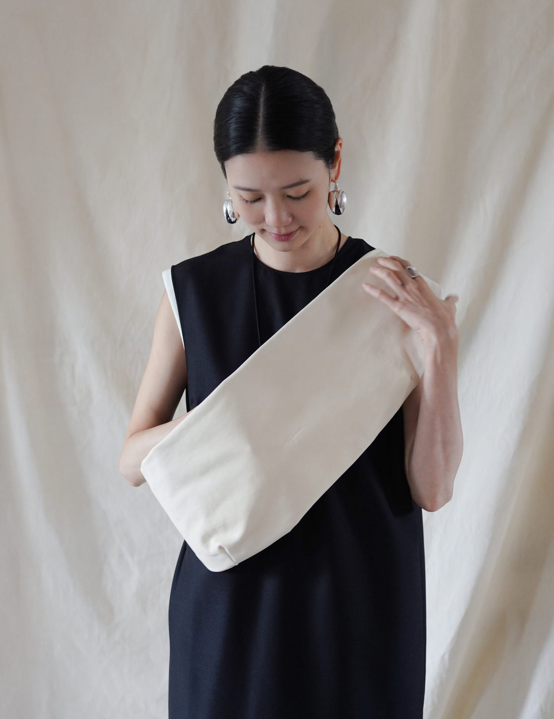  Jin S 皮革腰包・白色