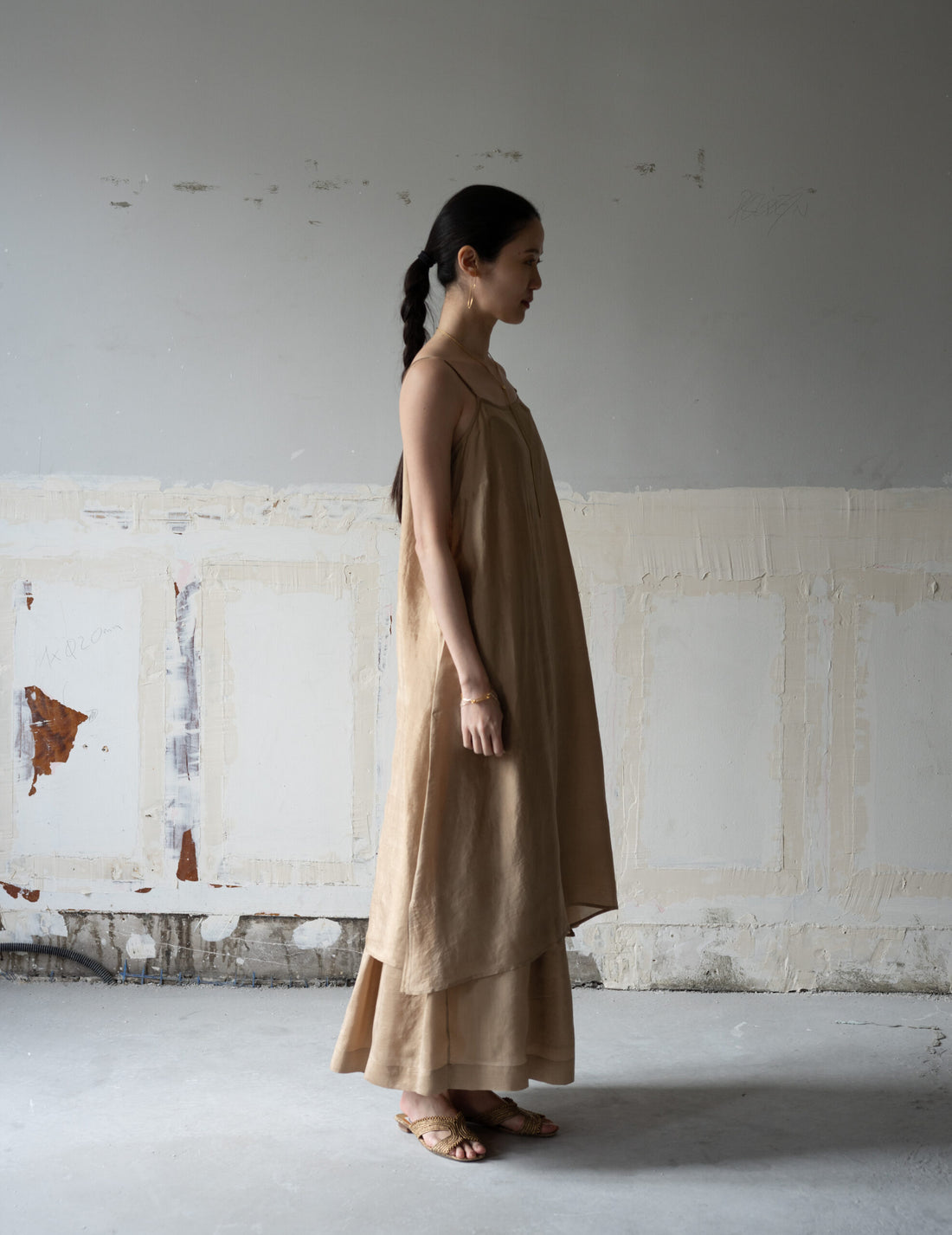 Pandora Silk Slip Dress・Gold