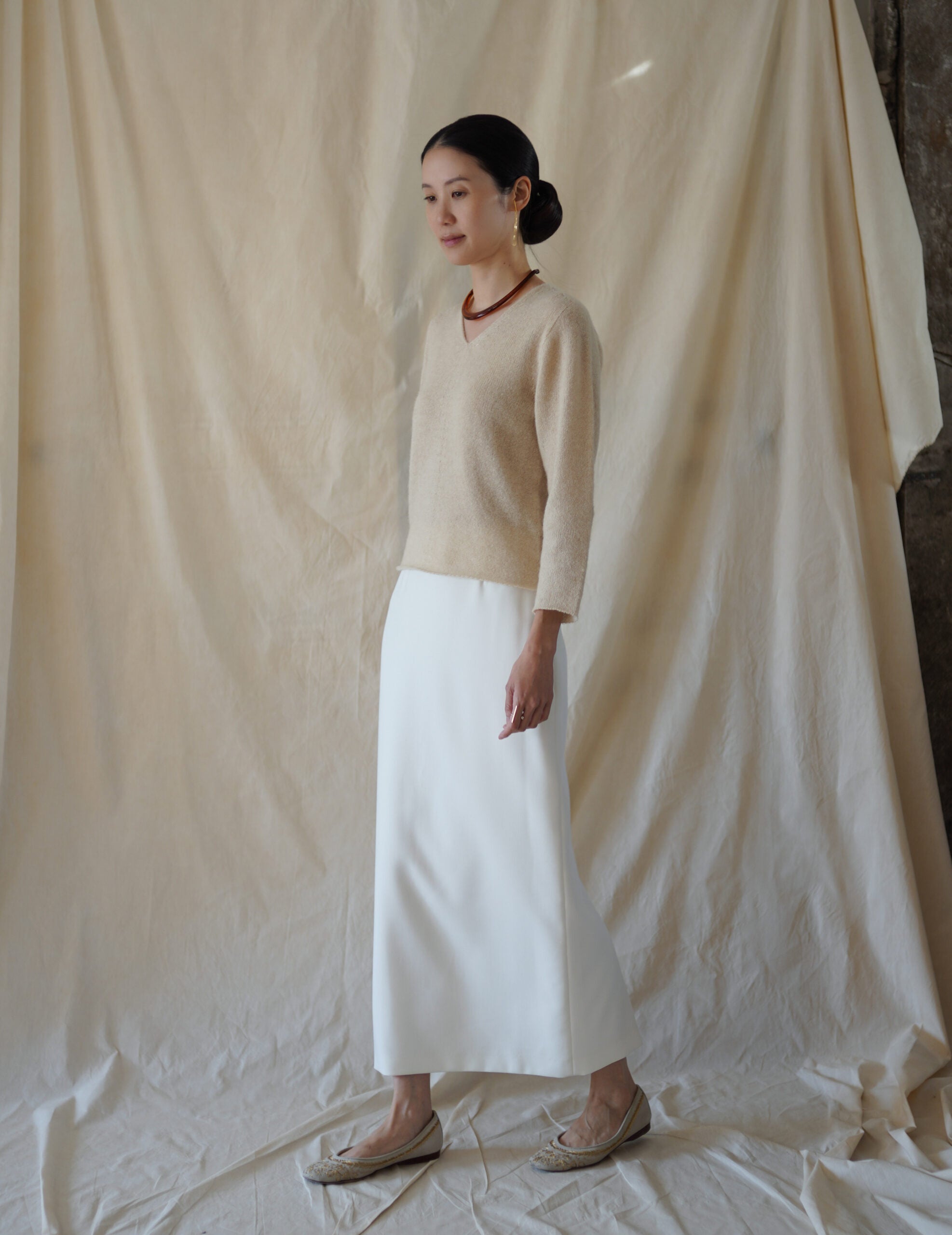 Hana 羊絨蠶絲V領上衣・白色