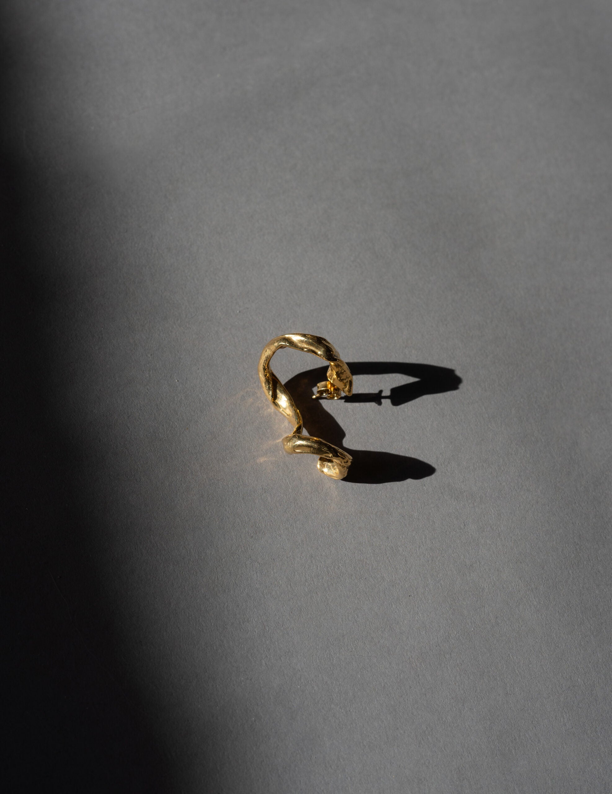 DRIP EARCRAWLER 耳環・單隻 金