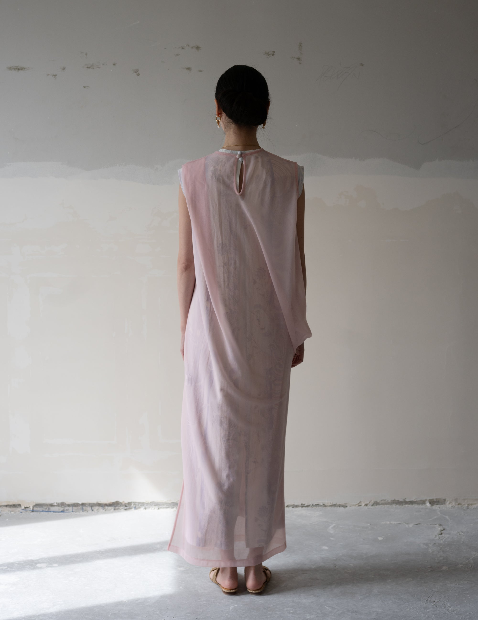 垂墜感透膚針織連身裙・粉