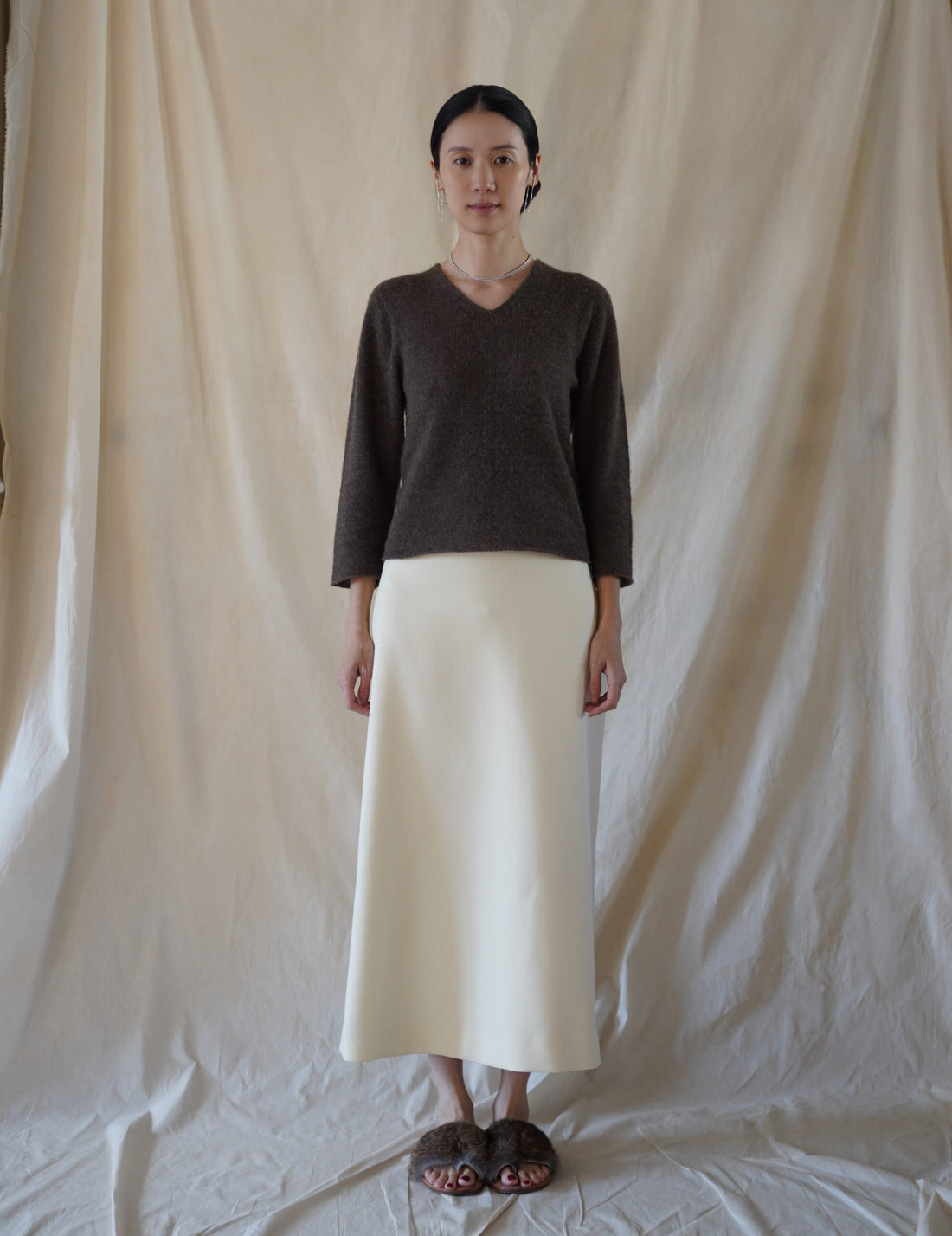 Hana Baby Alpaca Cashmere Silk V-Neck Top・Dark Taupe
