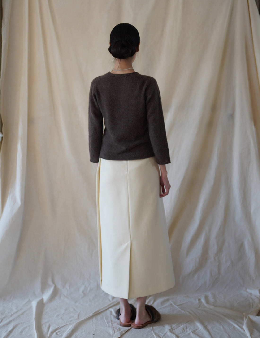 Hana Baby Alpaca Cashmere Silk V-Neck Top・Dark Taupe