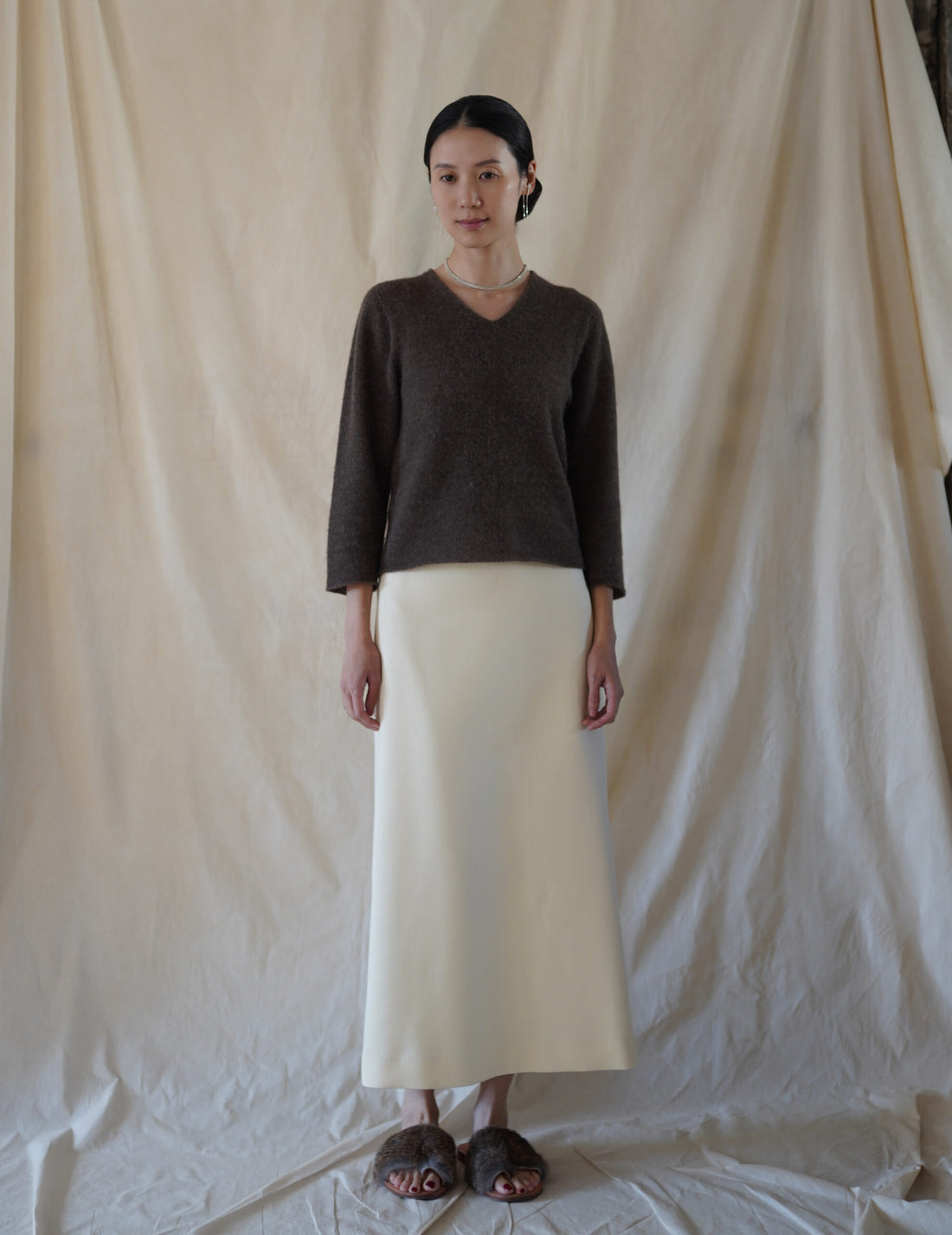 Hana Baby Alpaca Cashmere Silk V-Neck Top・Dark Taupe