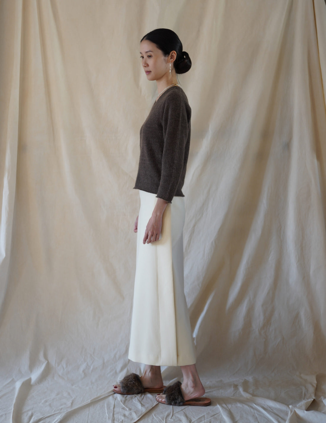 Hana Baby Alpaca Cashmere Silk V-Neck Top・Dark Taupe