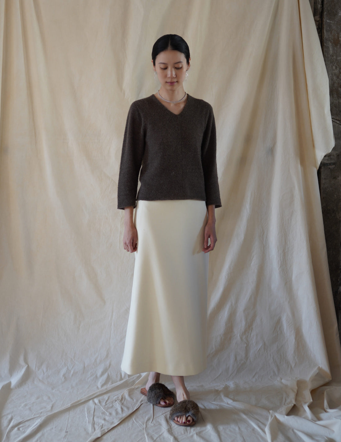 Hana Baby Alpaca Cashmere Silk V-Neck Top・Dark Taupe