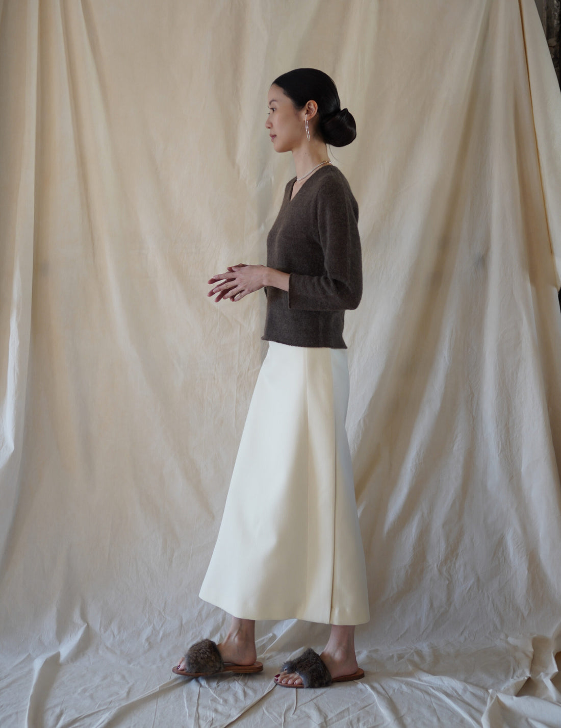 Hana Baby Alpaca Cashmere Silk V-Neck Top・Dark Taupe