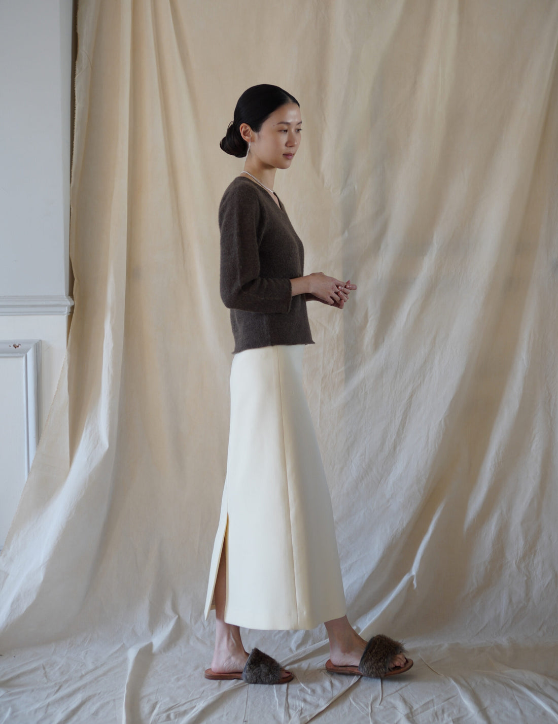 Hana Baby Alpaca Cashmere Silk V-Neck Top・Dark Taupe