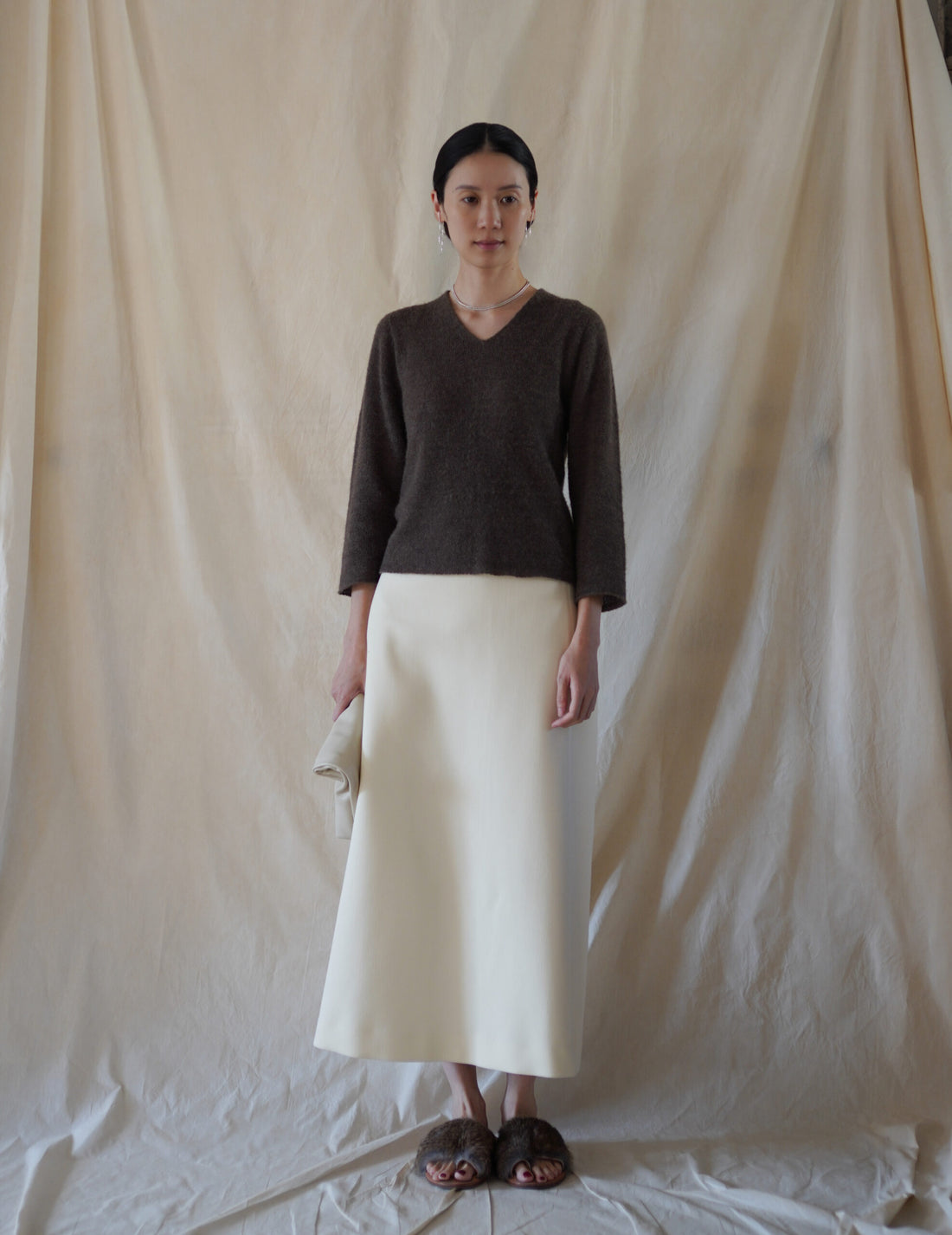 Hana Baby Alpaca Cashmere Silk V-Neck Top・Dark Taupe