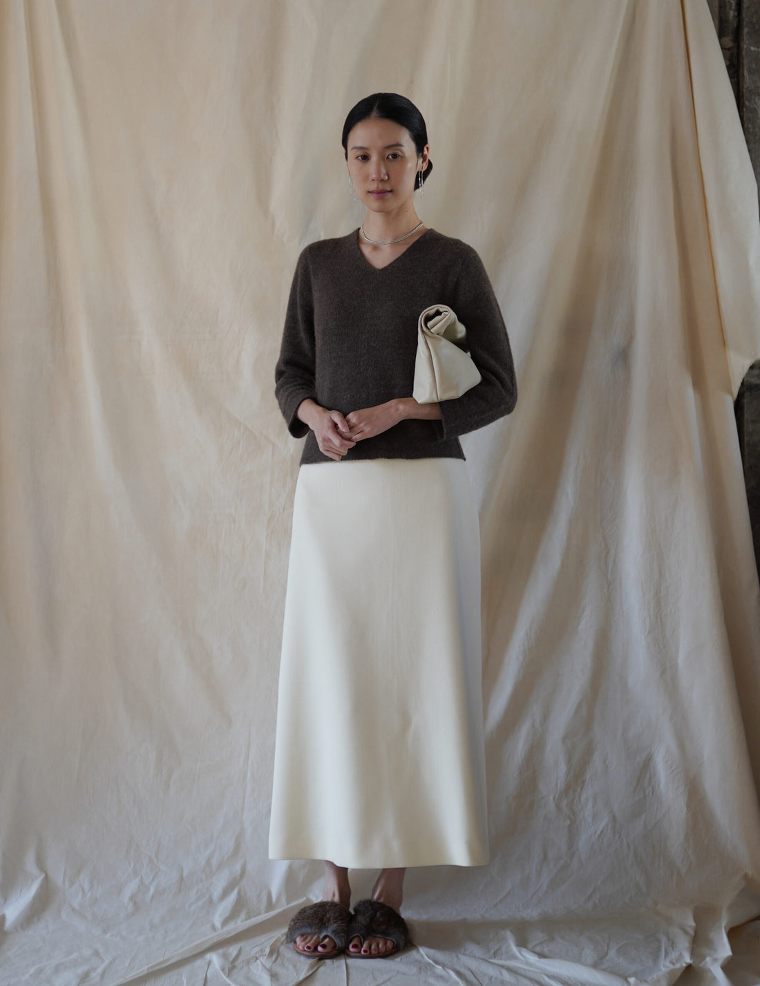 Hana Baby Alpaca Cashmere Silk V-Neck Top・Dark Taupe