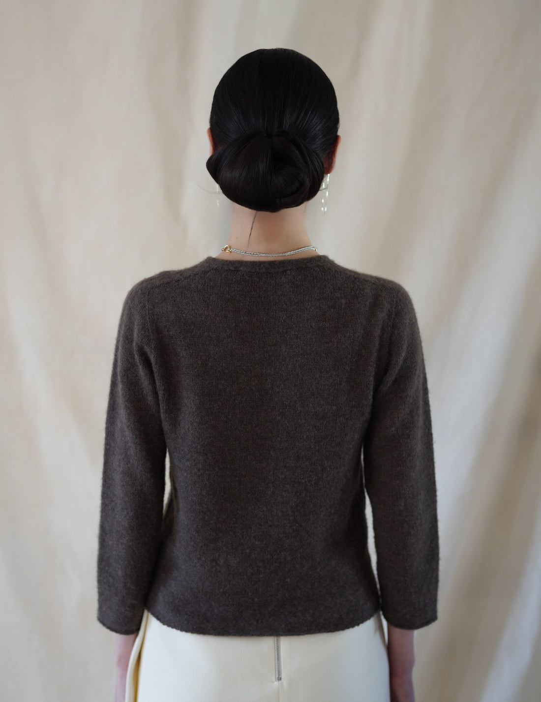 Hana Baby Alpaca Cashmere Silk V-Neck Top・Dark Taupe