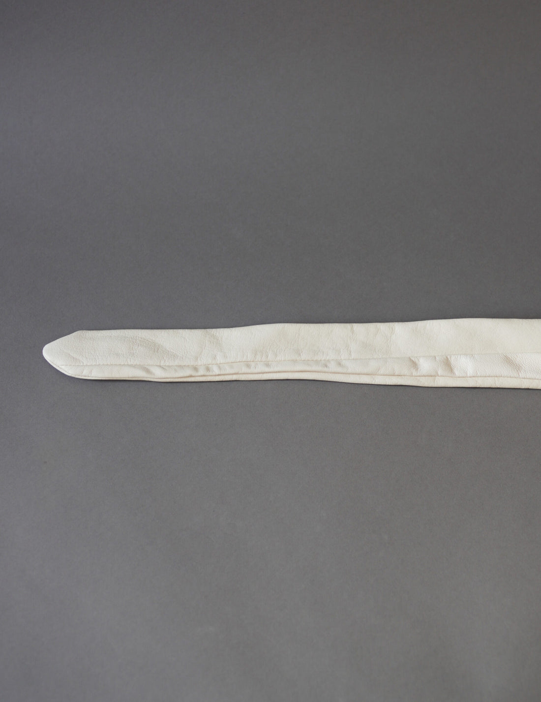  Jin S 皮革腰包・白色