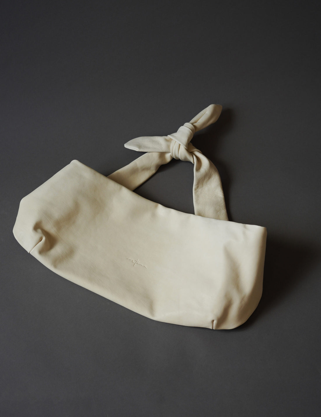  Jin S 皮革腰包・白色