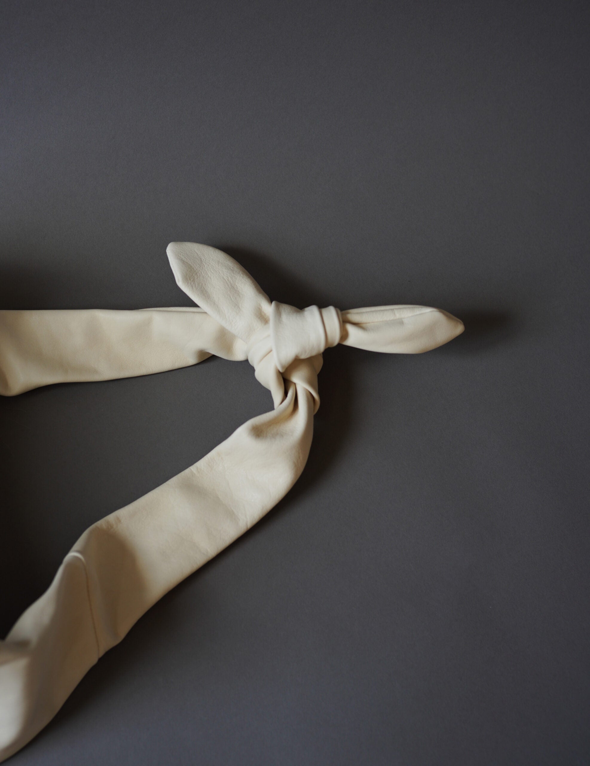  Jin S 皮革腰包・白色