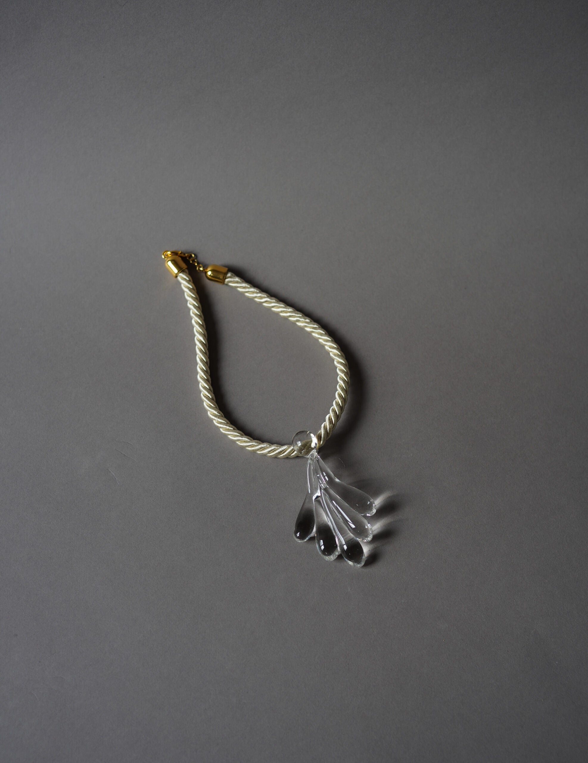 Les Ondines 水之女神玻璃項鍊