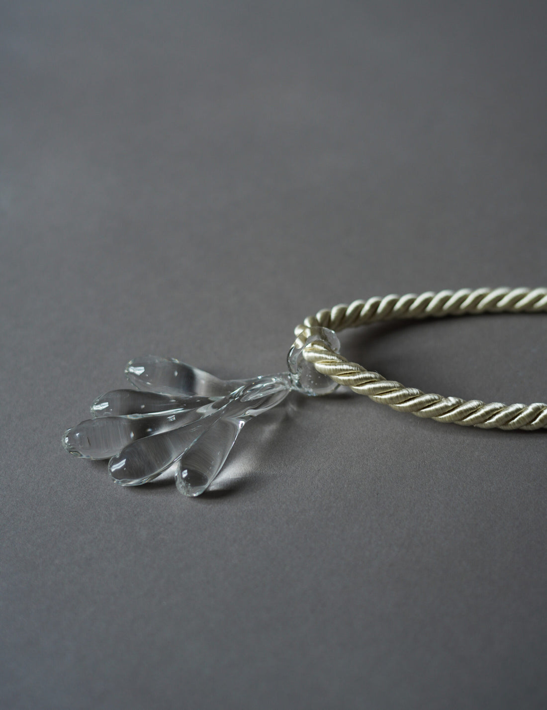 Les Ondines 水之女神玻璃項鍊