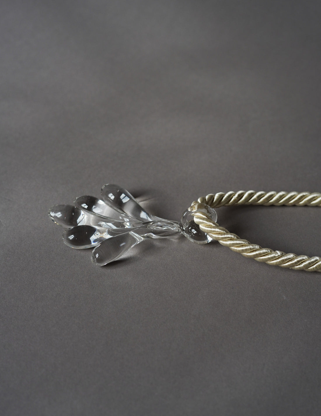 Les Ondines 水之女神玻璃項鍊