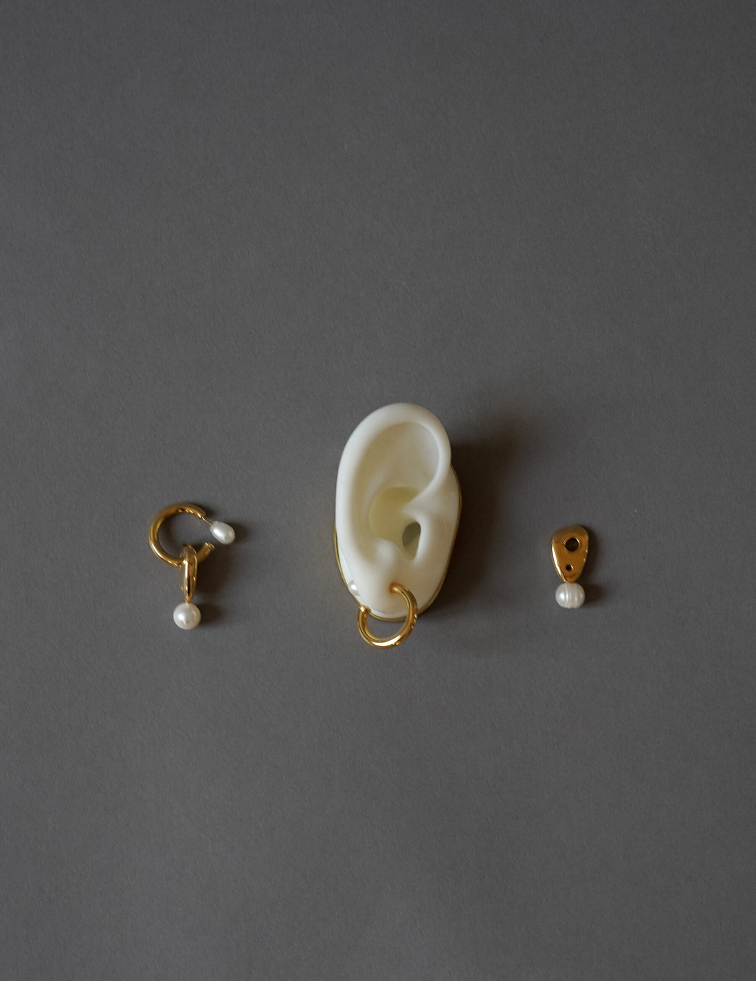 淡水珍珠耳環・金色