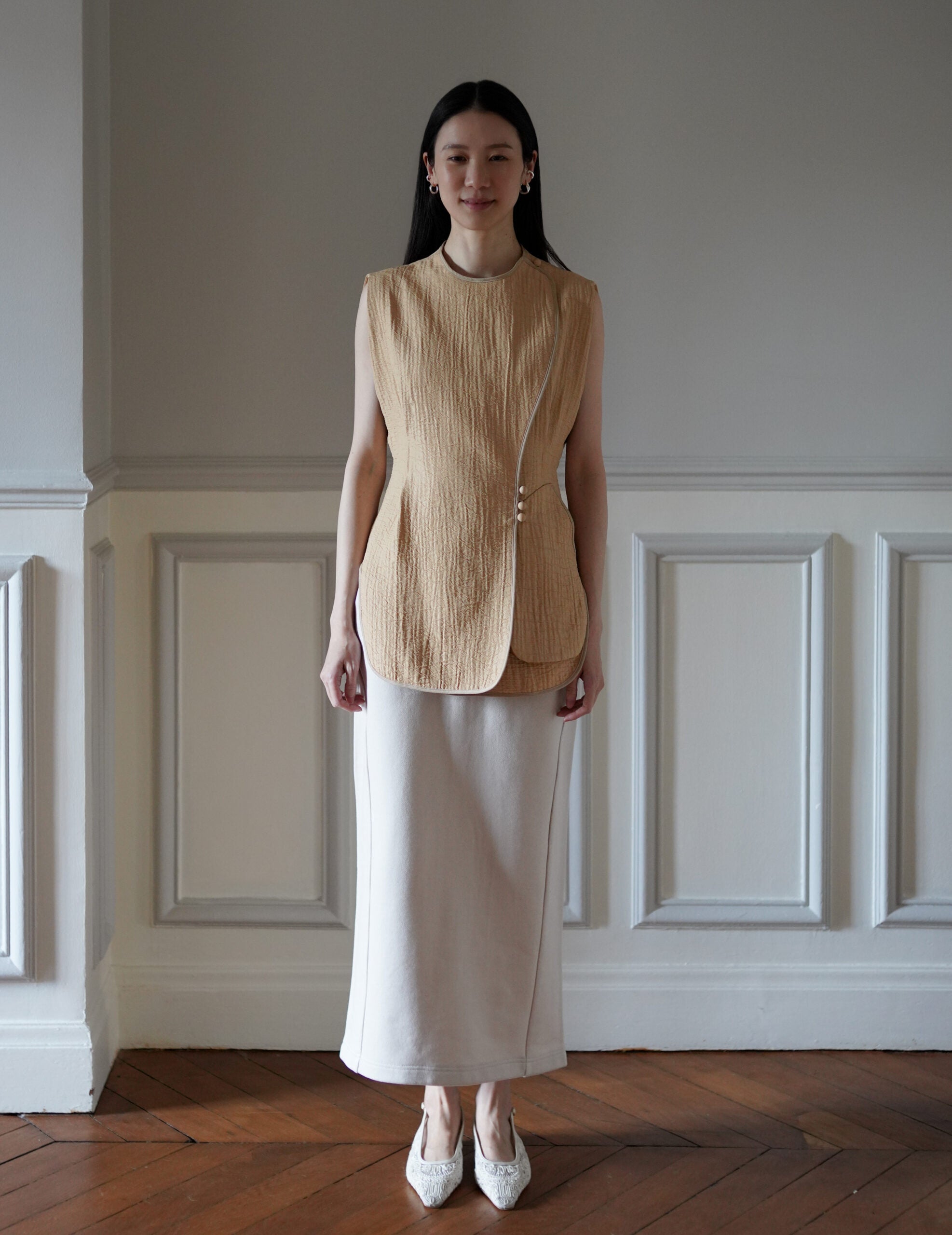 Grain Finish Flap Front Vest・Beige