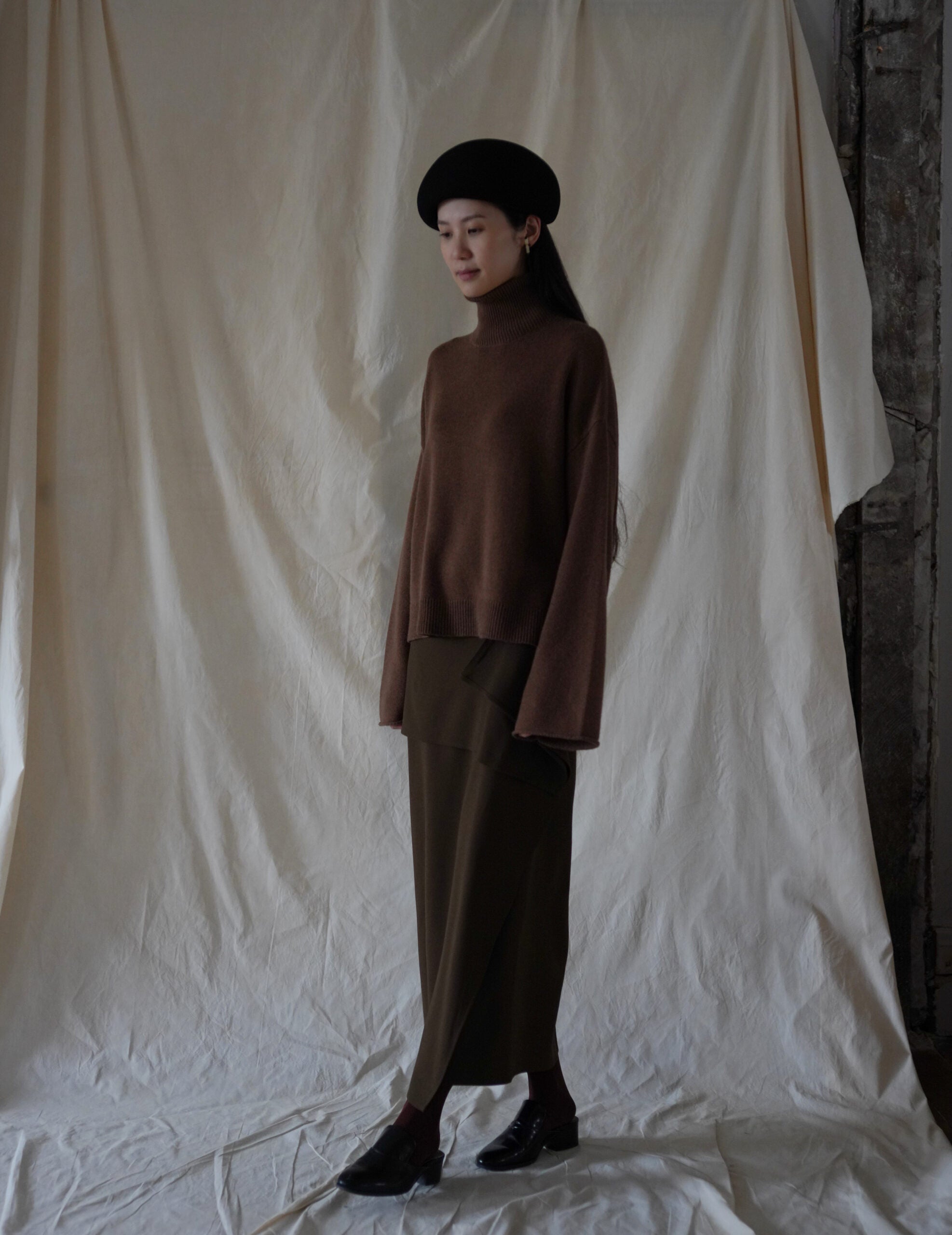 Alicia Cashmere Sweater・Khaki Brown