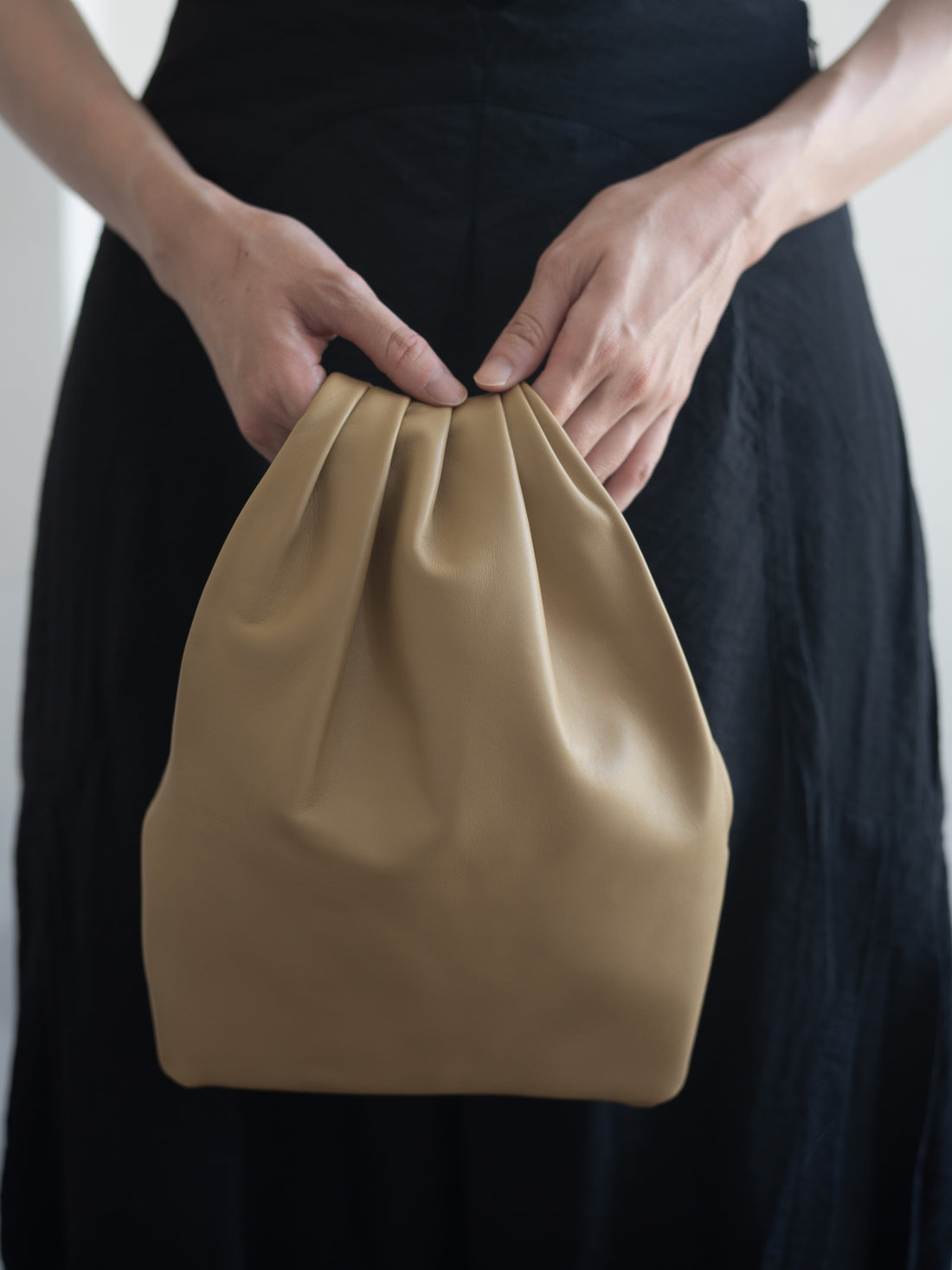 Small Vessel Bag・Beige