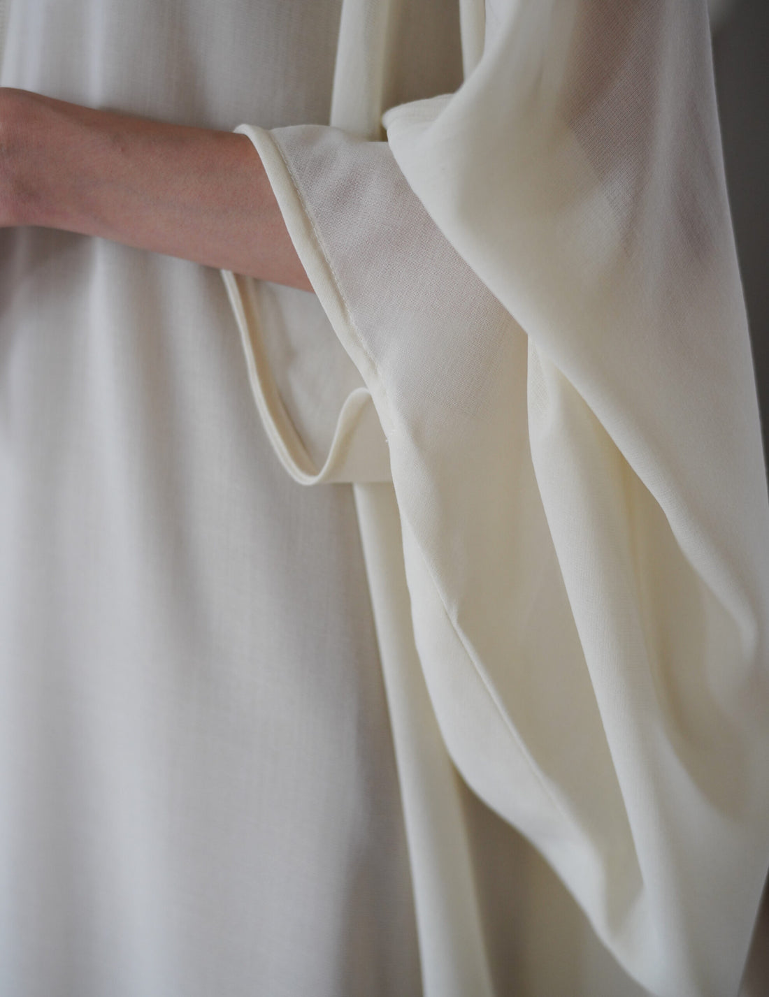 Epione Virgin Wool Dress・Off White