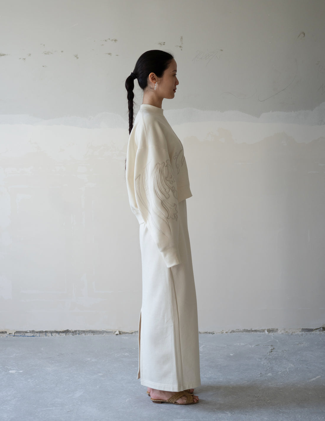 Floral Embroidery Sweat Skirt・Ecru