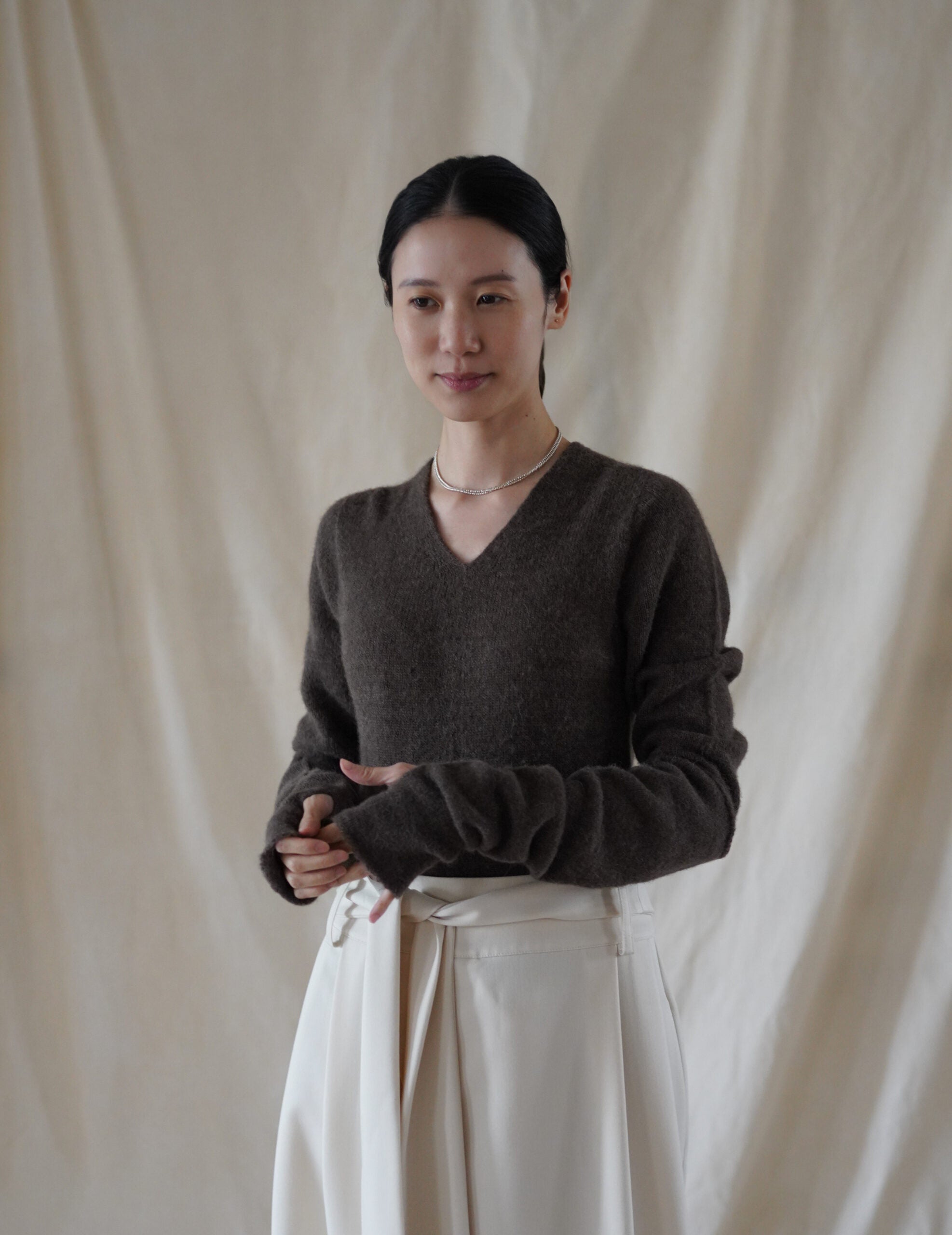 Hana 羊絨蠶絲長手套・深褐灰