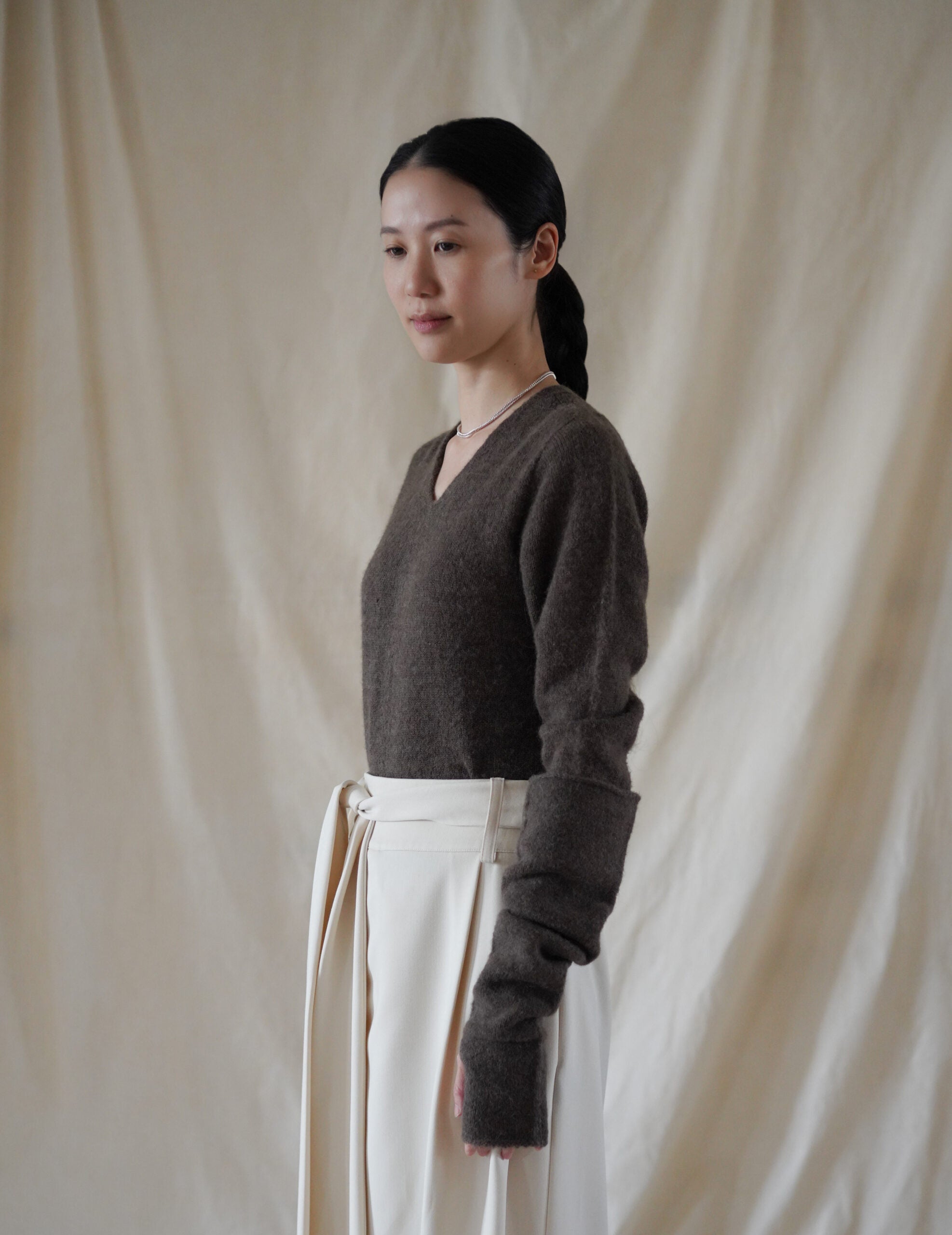 Hana 羊絨蠶絲長手套・深褐灰