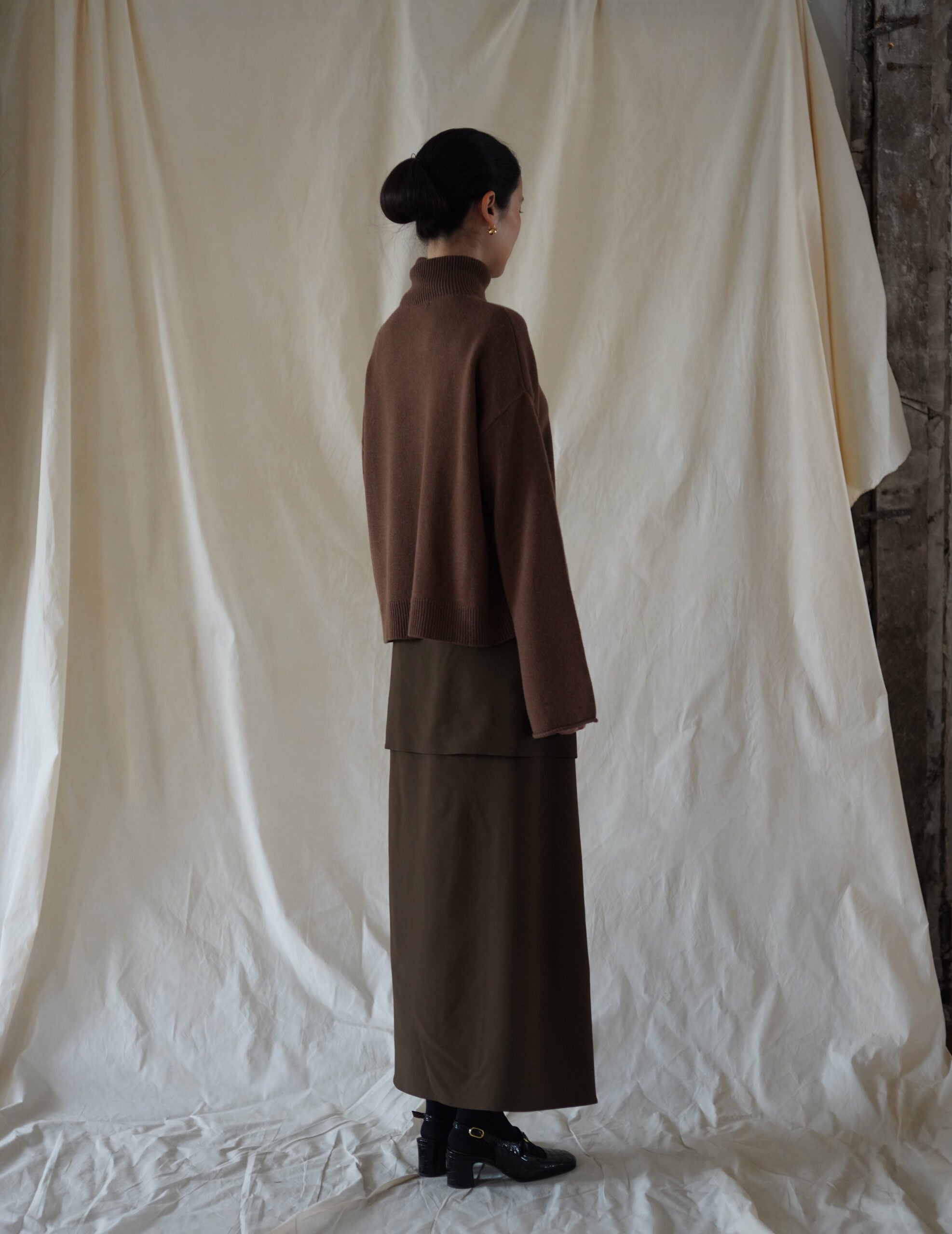 Alicia Cashmere Sweater・Khaki Brown