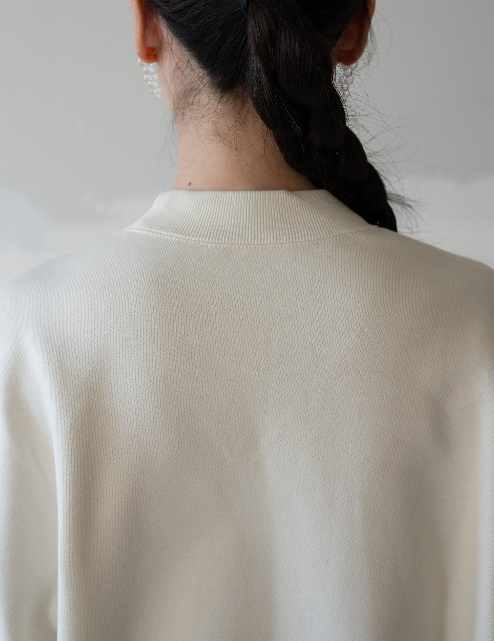 花卉刺繡短版棉質上衣・米白