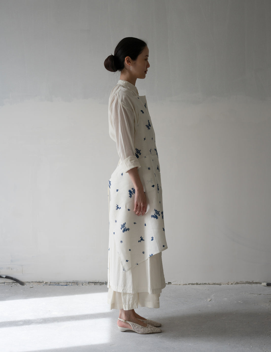 Indigo Print Linen Apron・Indigo Print