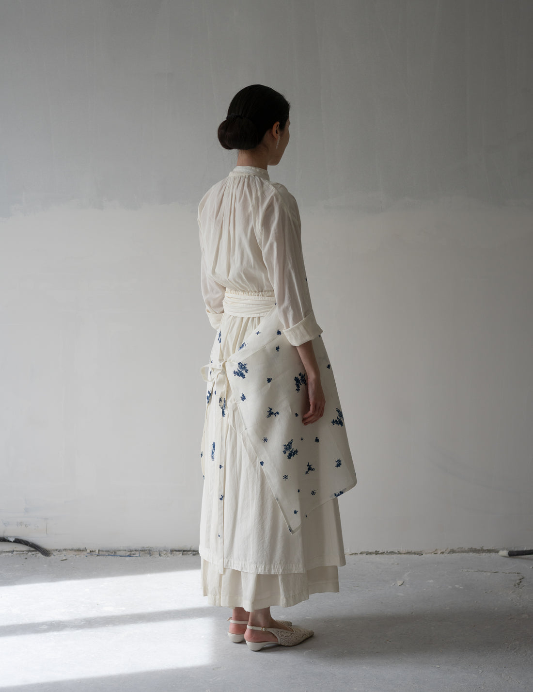 Indigo Print Linen Apron・Indigo Print