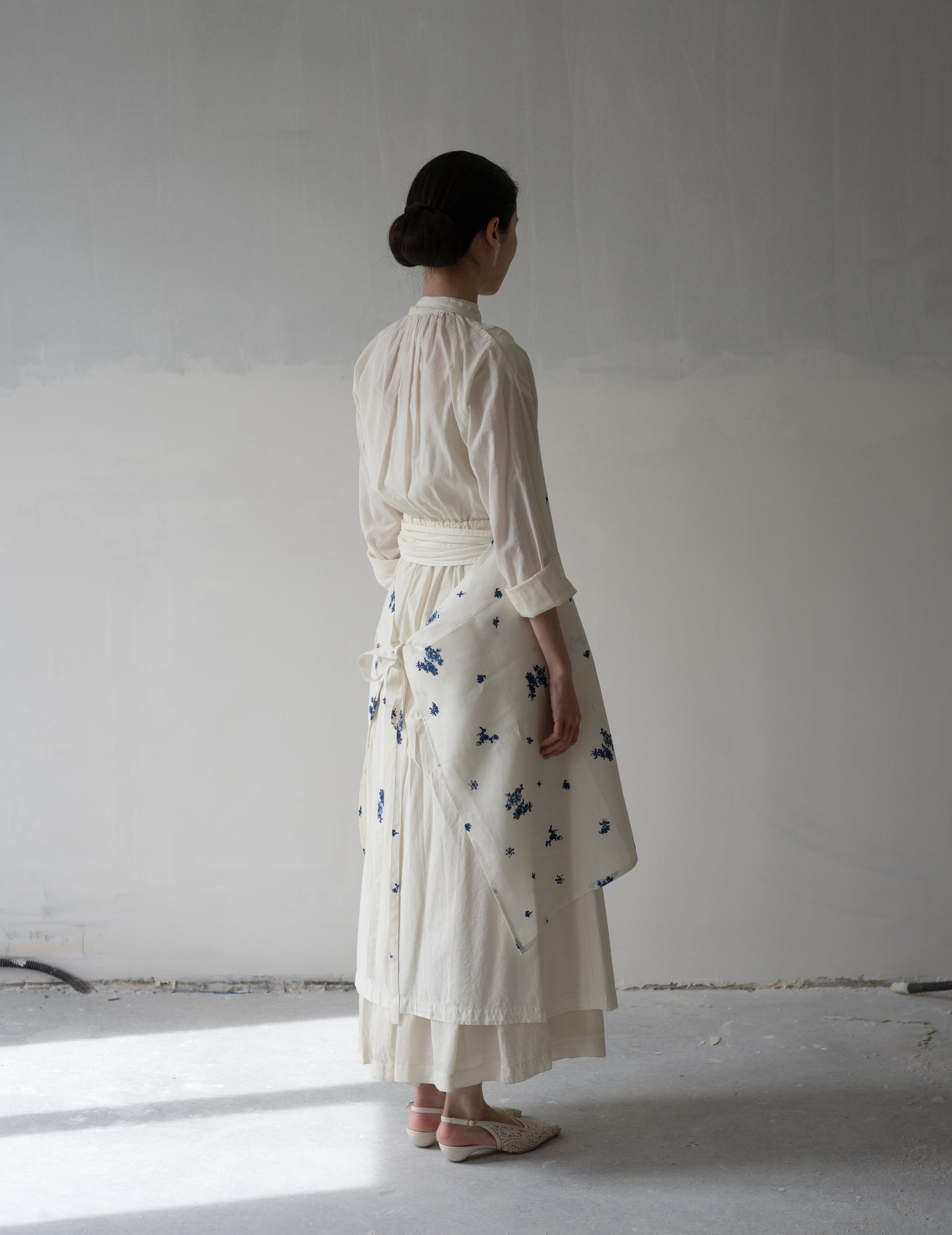 Indigo Print Linen Apron・Indigo Print