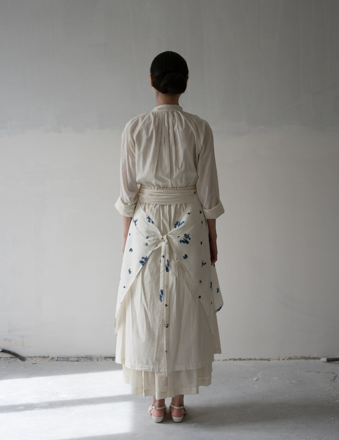 Indigo Print Linen Apron・Indigo Print