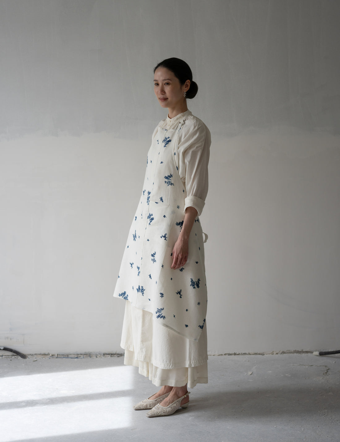 Indigo Print Linen Apron・Indigo Print