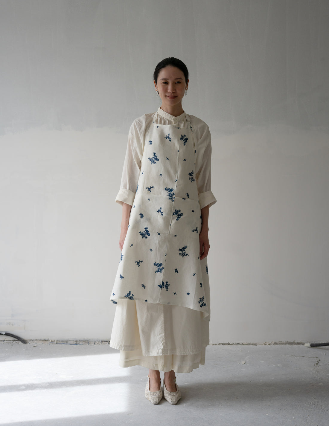 Indigo Print Linen Apron・Indigo Print